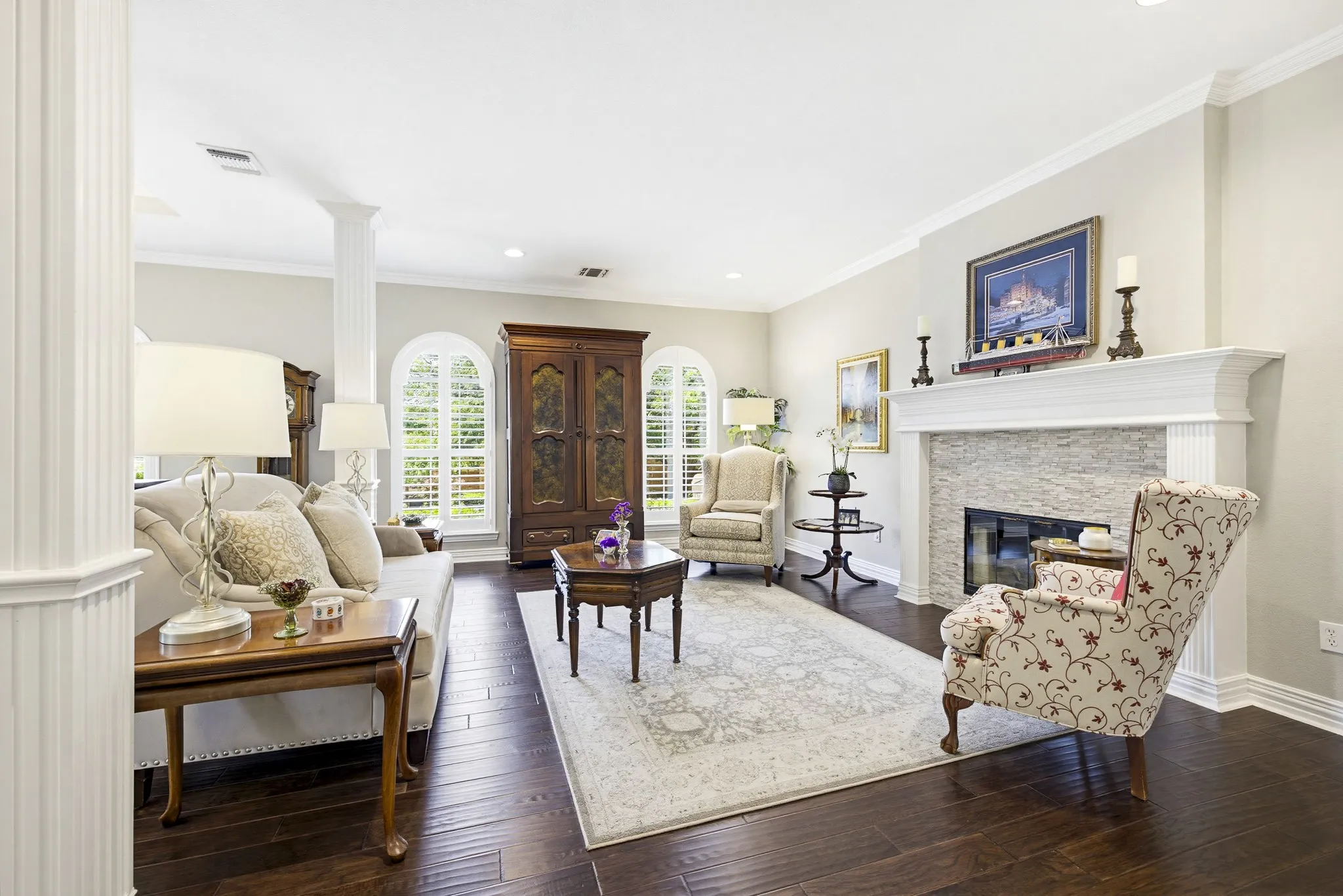 Single Family Residence For Sale in Tarrant County , 6524 Shoal Creek Road, Fort Worth, Texas 76132, 3 Bedrooms, 3 Bathrooms, 3 Garage spaces, 3,008 Sqft, built in 1994, Price $975,000, mls#21271057, Real Estate Agent in Fort Worth, Homes For Sale in Tarrant county, Homes For Sale in Fort Worth, Realtor in Fort Worth Texas, Real Estate Brokerage Independent Realty Texas, Luminita Cordes Realtor