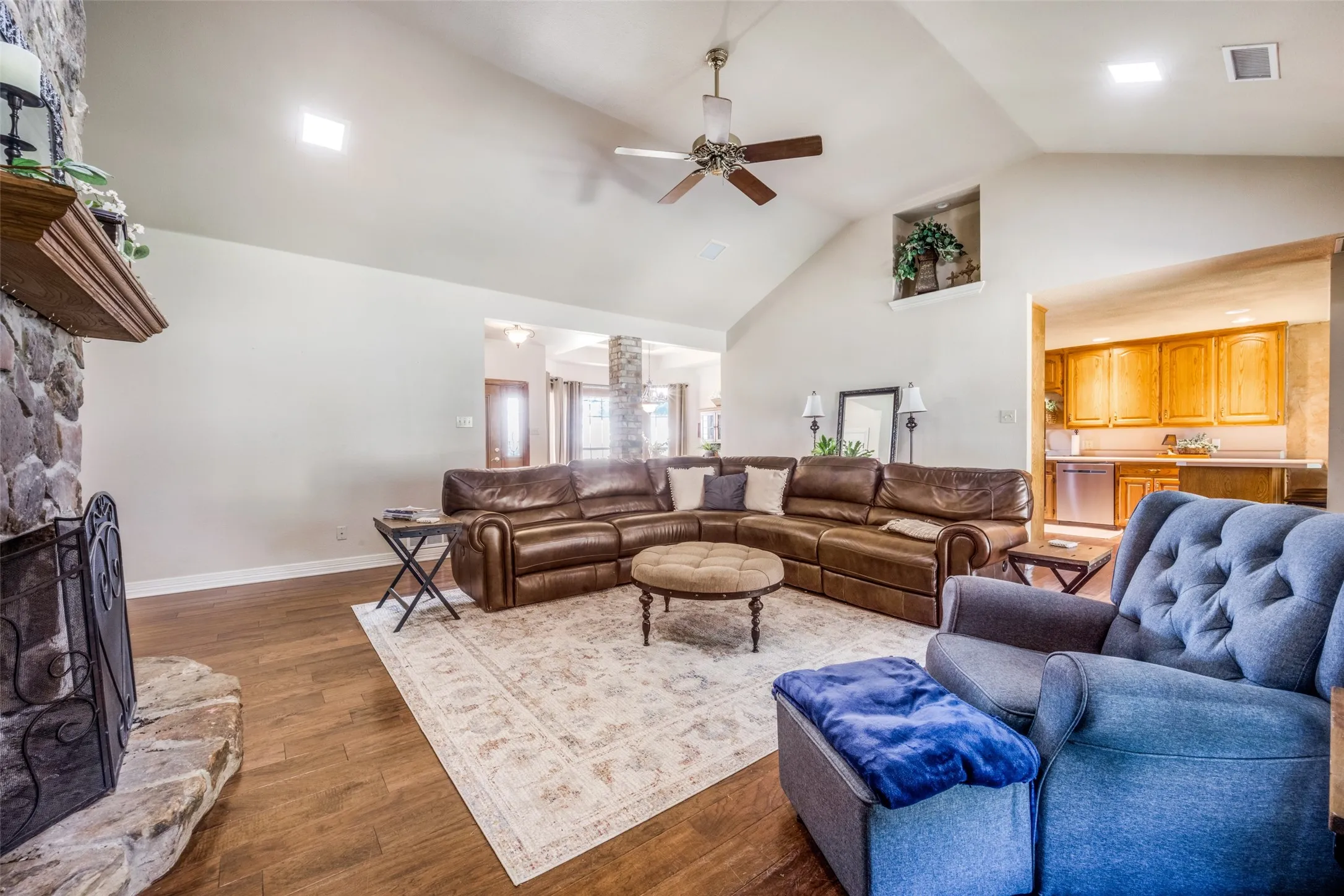 Single Family Residence For Sale in Wise County , 778 County Road 3141, Decatur, Texas 76234, 4 Bedrooms, 3 Bathrooms, 2 Garage spaces, 2,560 Sqft, built in 1993, Price $499,900, mls#21273560, Real Estate Agent in Decatur, Homes For Sale in Wise county, Homes For Sale in Decatur, Realtor in Decatur Texas, Real Estate Brokerage Independent Realty Texas, Luminita Cordes Realtor