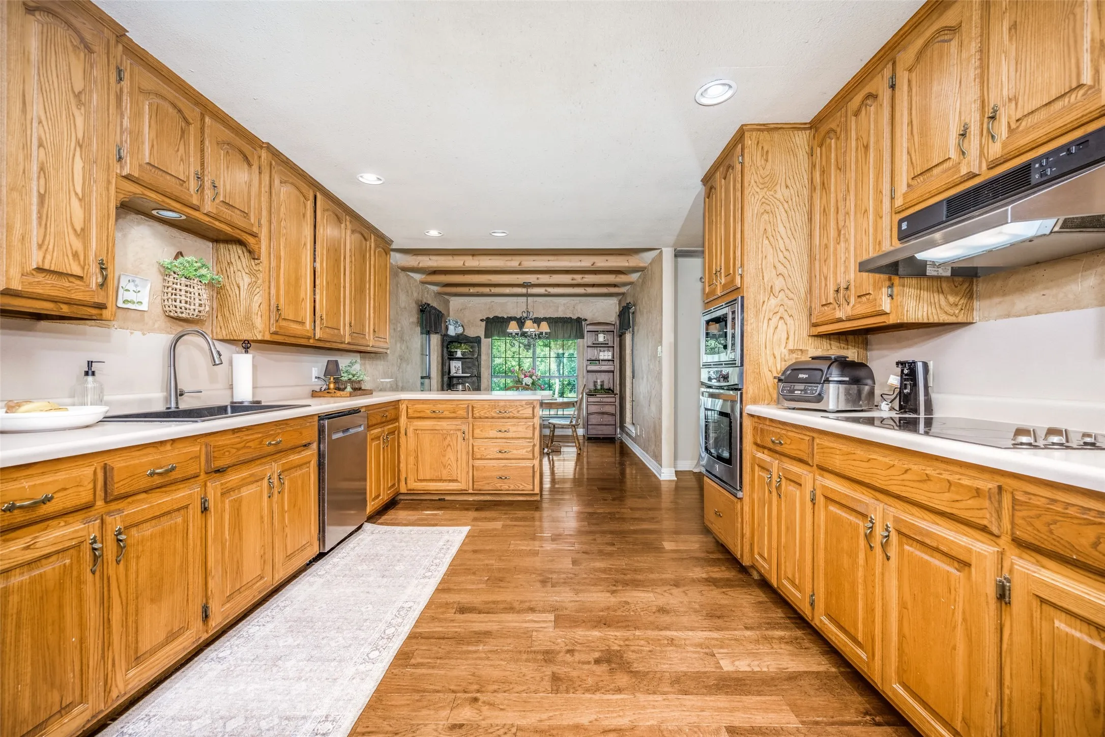 Single Family Residence For Sale in Wise County , 778 County Road 3141, Decatur, Texas 76234, 4 Bedrooms, 3 Bathrooms, 2 Garage spaces, 2,560 Sqft, built in 1993, Price $499,900, mls#21273560, Real Estate Agent in Decatur, Homes For Sale in Wise county, Homes For Sale in Decatur, Realtor in Decatur Texas, Real Estate Brokerage Independent Realty Texas, Luminita Cordes Realtor