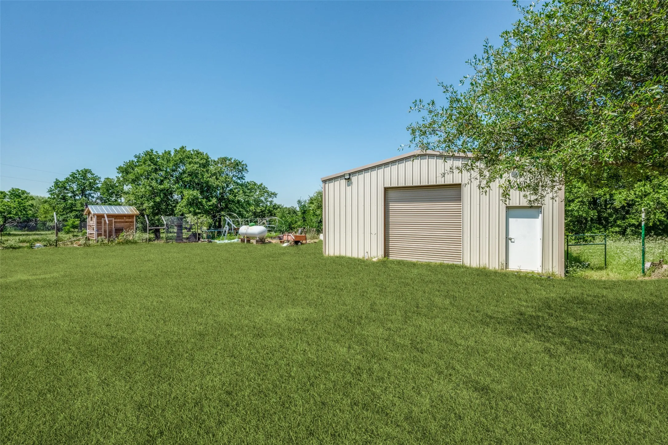 Single Family Residence For Sale in Wise County , 778 County Road 3141, Decatur, Texas 76234, 4 Bedrooms, 3 Bathrooms, 2 Garage spaces, 2,560 Sqft, built in 1993, Price $499,900, mls#21273560, Real Estate Agent in Decatur, Homes For Sale in Wise county, Homes For Sale in Decatur, Realtor in Decatur Texas, Real Estate Brokerage Independent Realty Texas, Luminita Cordes Realtor