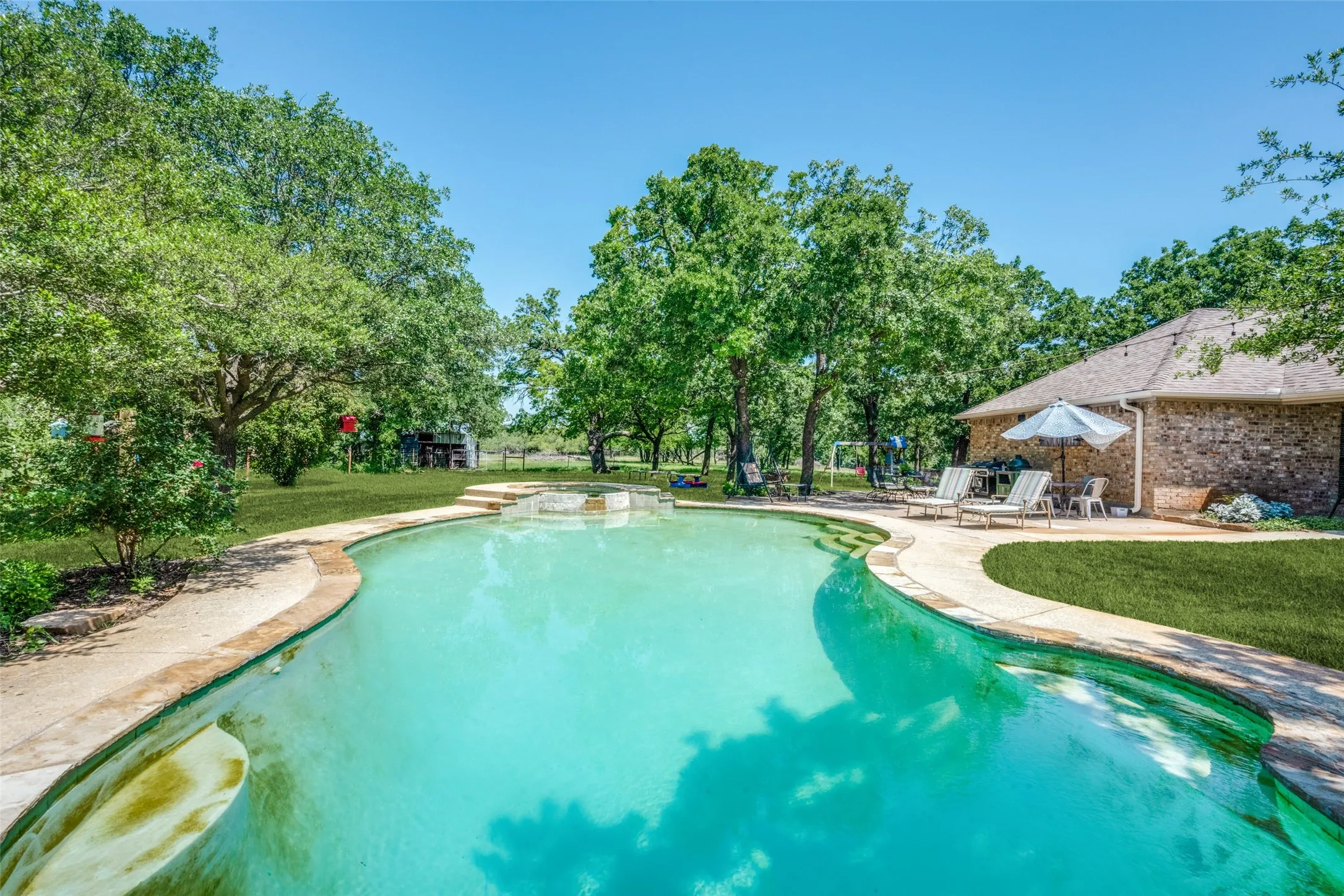 Single Family Residence For Sale in Wise County , 778 County Road 3141, Decatur, Texas 76234, 4 Bedrooms, 3 Bathrooms, 2 Garage spaces, 2,560 Sqft, built in 1993, Price $499,900, mls#21273560, Real Estate Agent in Decatur, Homes For Sale in Wise county, Homes For Sale in Decatur, Realtor in Decatur Texas, Real Estate Brokerage Independent Realty Texas, Luminita Cordes Realtor