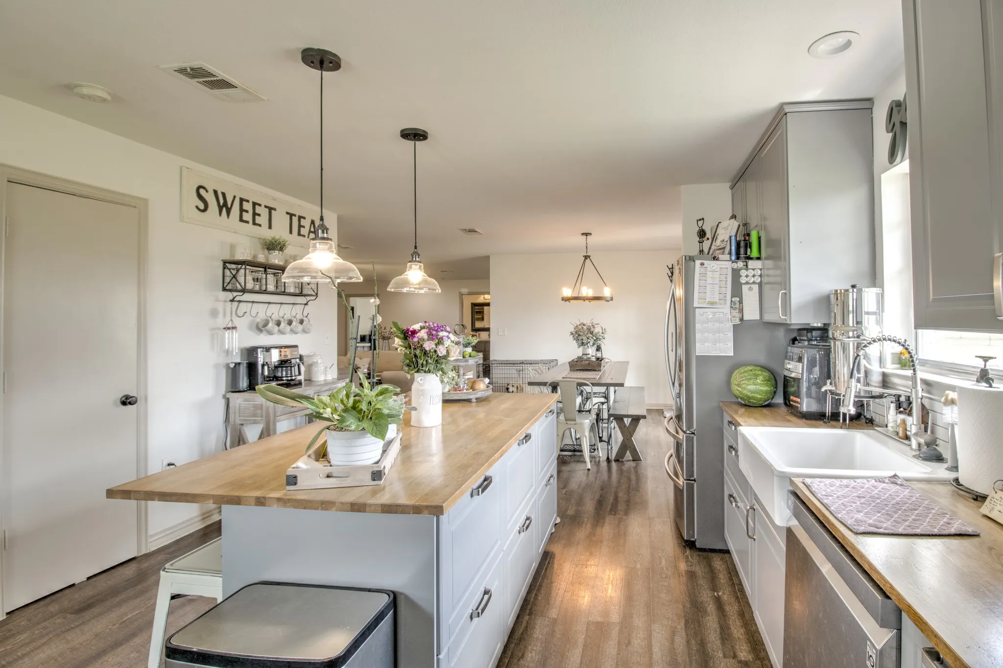 Eat at kitchen island, farm style kitchen sink!