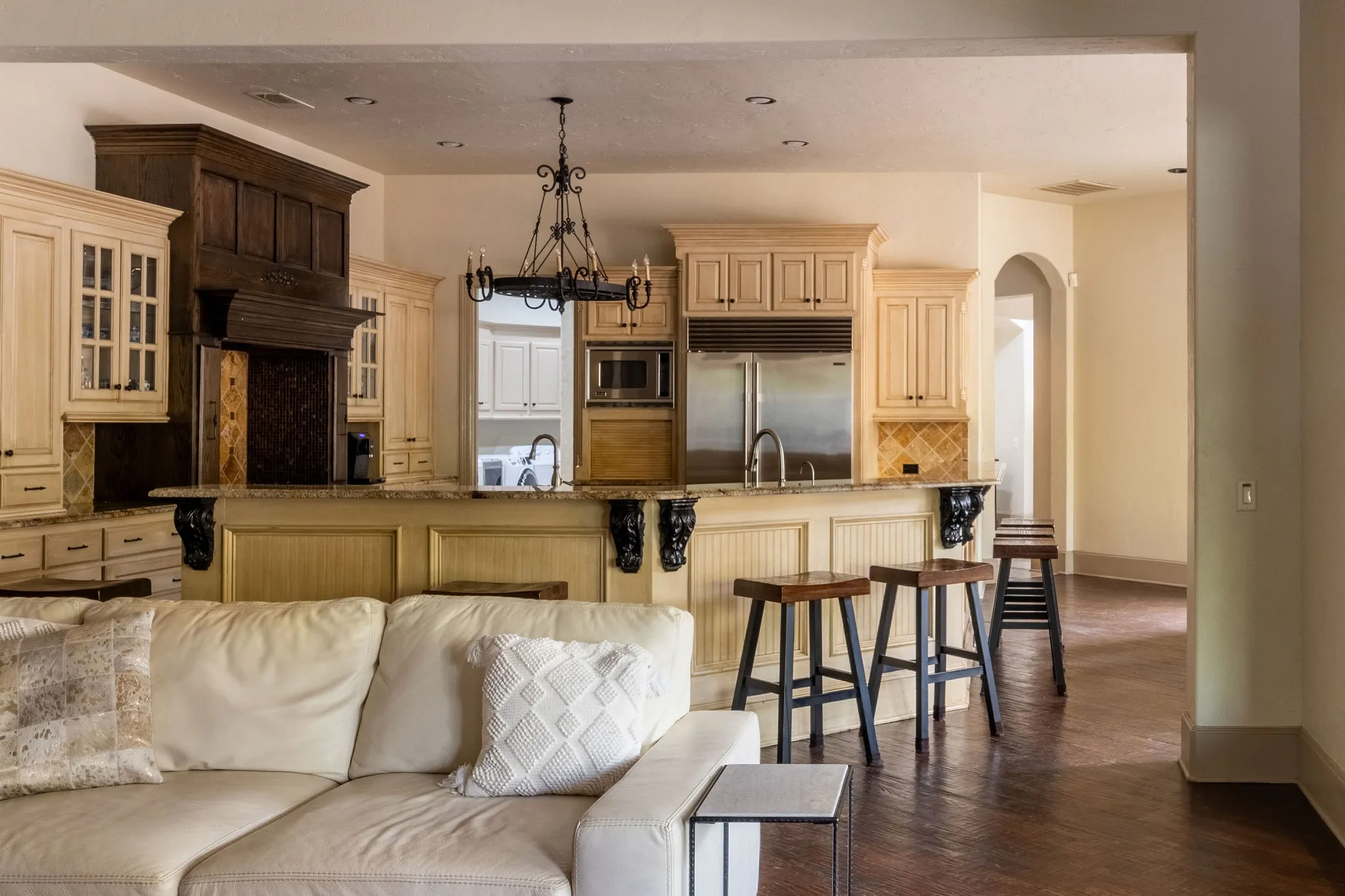 Single Family Residence For Sale in Rockwall County , 1709 Bison Meadow Lane, Heath, Texas 75032, 6 Bedroom, 6 Bathroom, 4 Garage spaces, 7,038 Sqft, built in 2005, Price $2,649,500, mls#21272318, Real Estate Agent in Heath, Homes For Sale in Rockwall county, Homes For Sale in Heath, Realtor in Heath Texas, Real Estate Brokerage Independent Realty Texas, Luminita Cordes Realtor