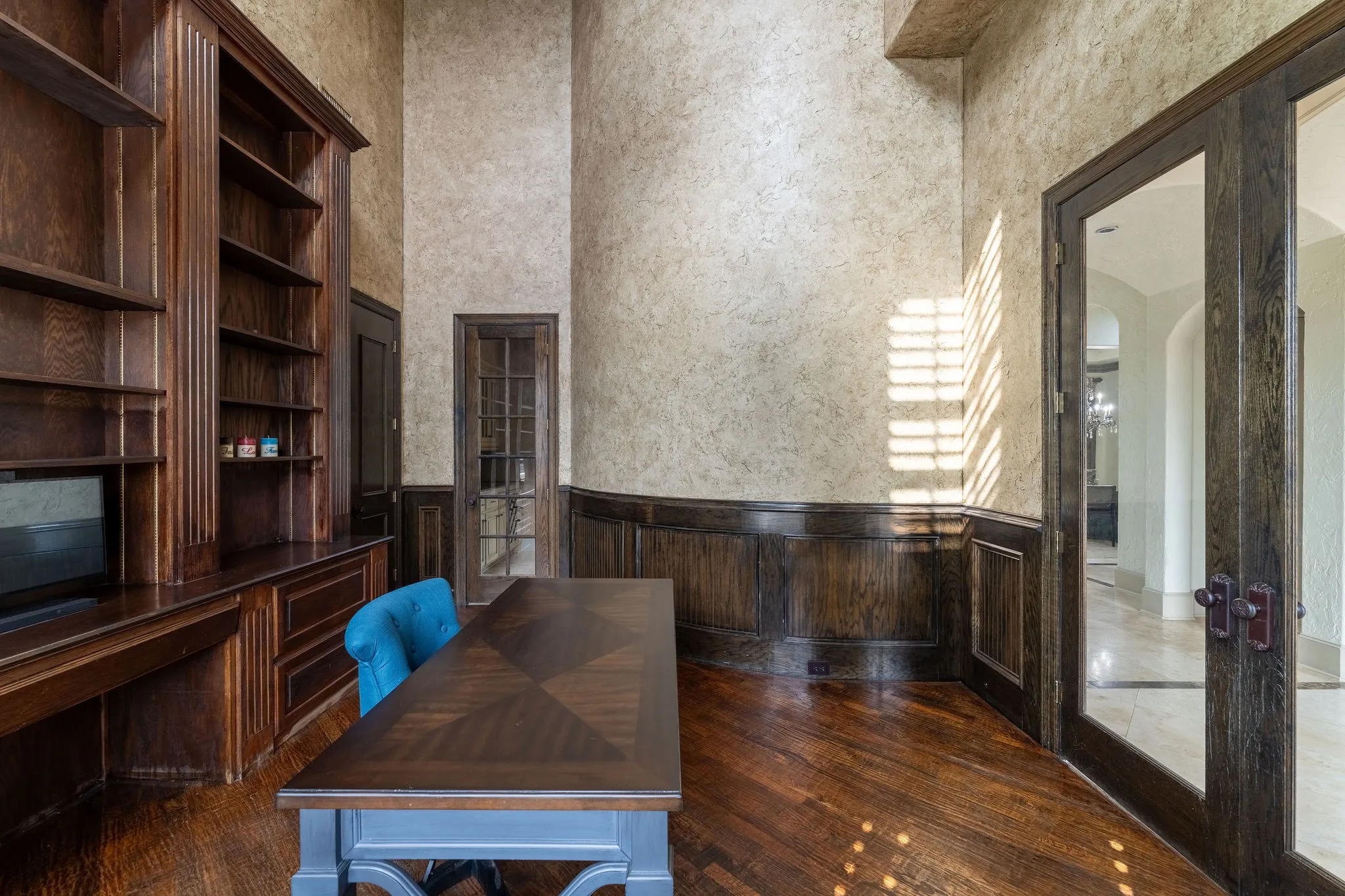 Single Family Residence For Sale in Rockwall County , 1709 Bison Meadow Lane, Heath, Texas 75032, 6 Bedroom, 6 Bathroom, 4 Garage spaces, 7,038 Sqft, built in 2005, Price $2,649,500, mls#21272318, Real Estate Agent in Heath, Homes For Sale in Rockwall county, Homes For Sale in Heath, Realtor in Heath Texas, Real Estate Brokerage Independent Realty Texas, Luminita Cordes Realtor