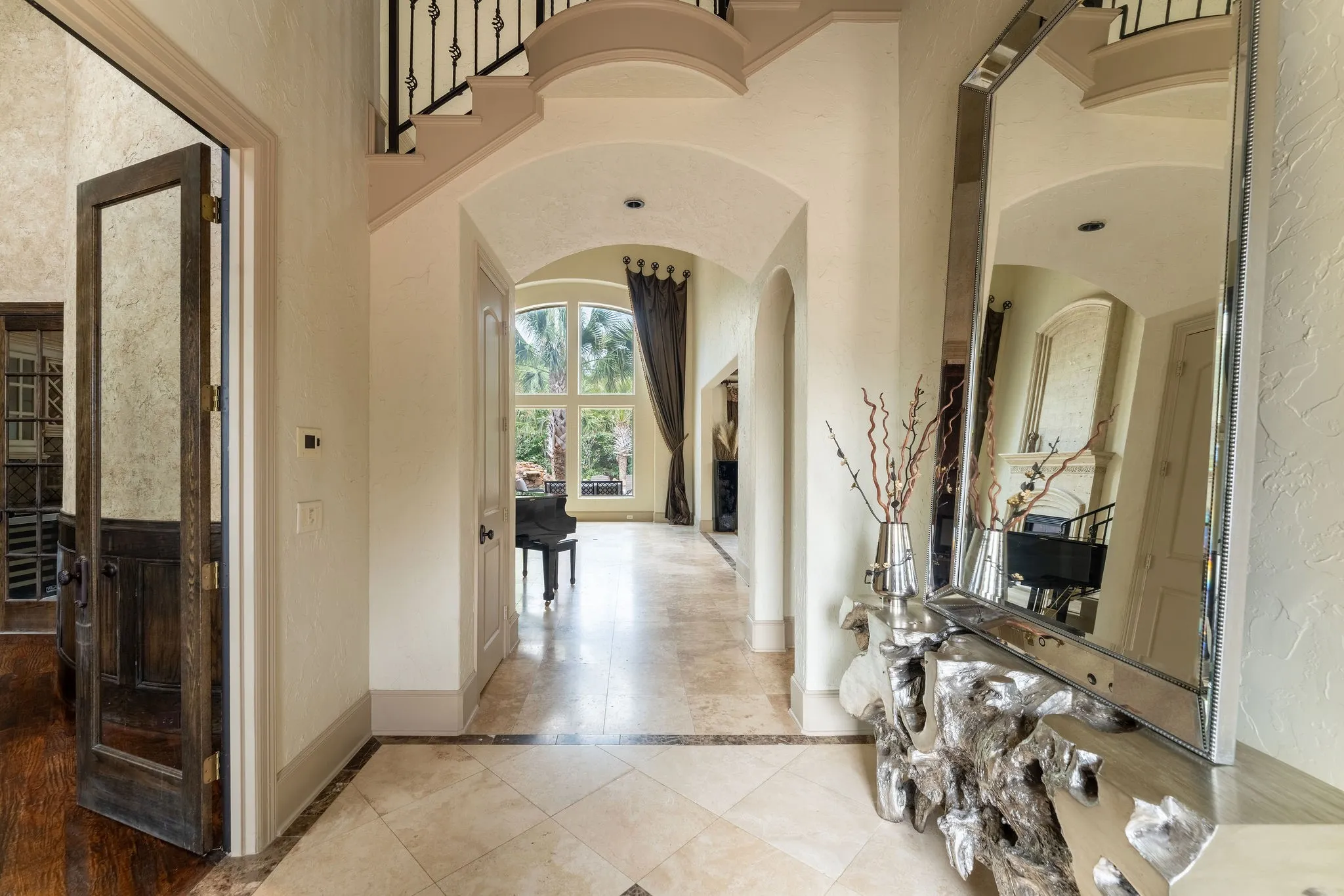 Single Family Residence For Sale in Rockwall County , 1709 Bison Meadow Lane, Heath, Texas 75032, 6 Bedroom, 6 Bathroom, 4 Garage spaces, 7,038 Sqft, built in 2005, Price $2,649,500, mls#21272318, Real Estate Agent in Heath, Homes For Sale in Rockwall county, Homes For Sale in Heath, Realtor in Heath Texas, Real Estate Brokerage Independent Realty Texas, Luminita Cordes Realtor