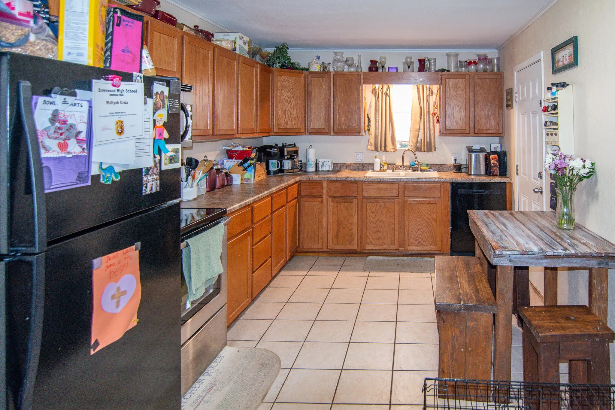 Single Family Residence For Sale in Brown County , 3814 Crestridge Drive, Brownwood, Texas 76801, 3 Bedroom, 2 Bathroom, 1 Garage spaces, 1,176 Sqft, built in 1977, mls#21274301, Real Estate Agent in Brownwood, Homes For Sale in Brown county, Homes For Sale in Brownwood, Realtor in Brownwood Texas, Real Estate Brokerage Independent Realty Texas, Luminita Cordes Realtor