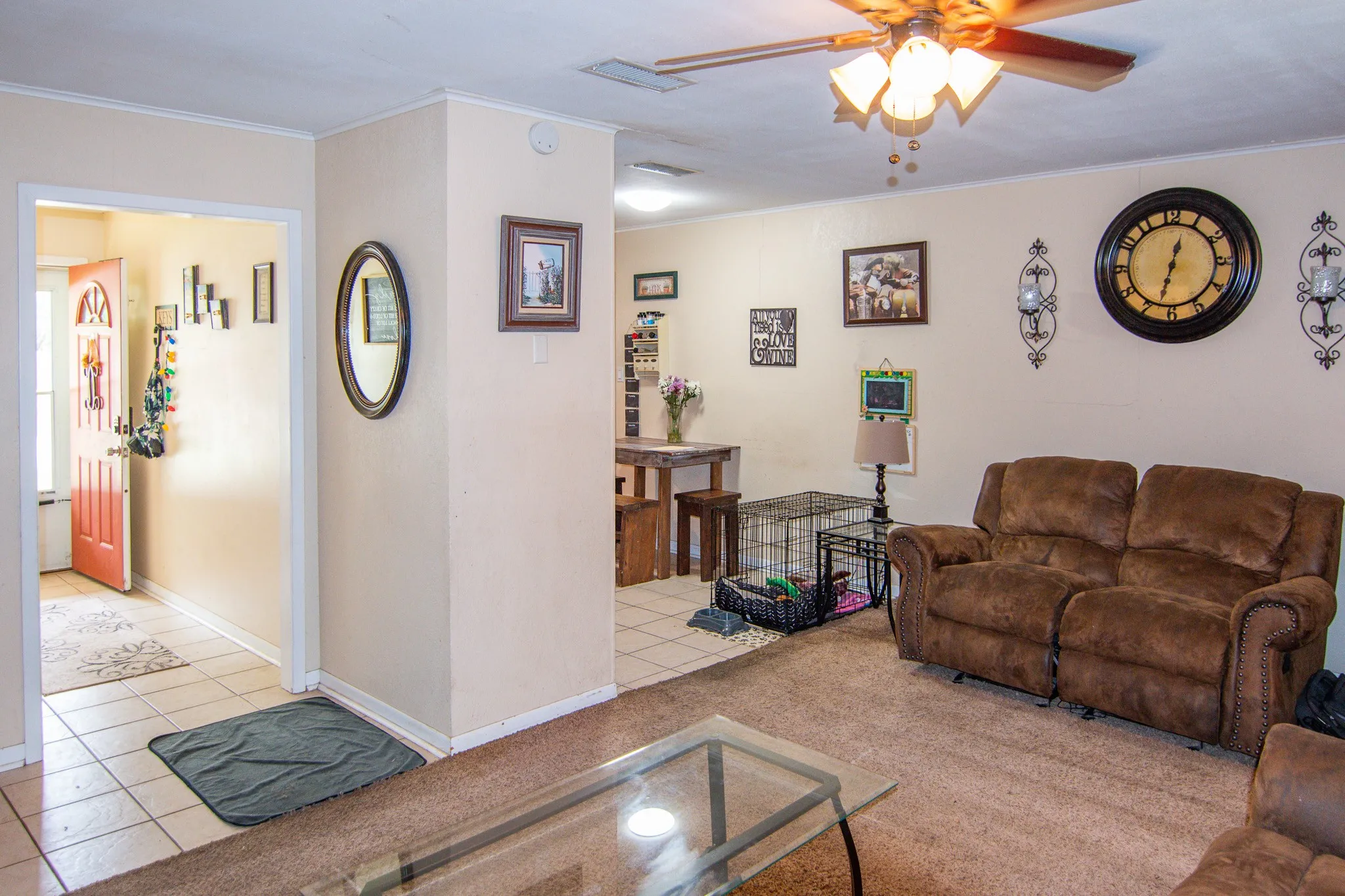 Single Family Residence For Sale in Brown County , 3814 Crestridge Drive, Brownwood, Texas 76801, 3 Bedroom, 2 Bathroom, 1 Garage spaces, 1,176 Sqft, built in 1977, mls#21274301, Real Estate Agent in Brownwood, Homes For Sale in Brown county, Homes For Sale in Brownwood, Realtor in Brownwood Texas, Real Estate Brokerage Independent Realty Texas, Luminita Cordes Realtor