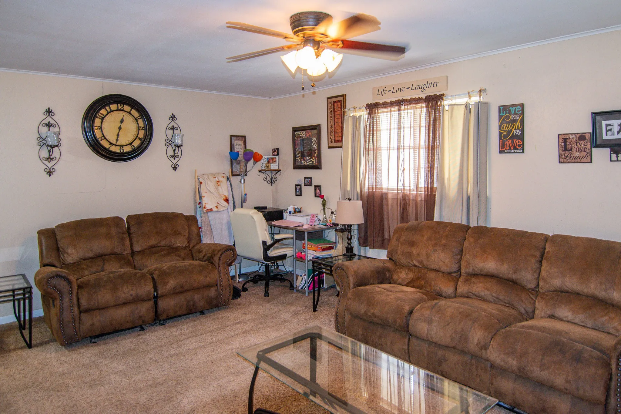Single Family Residence For Sale in Brown County , 3814 Crestridge Drive, Brownwood, Texas 76801, 3 Bedroom, 2 Bathroom, 1 Garage spaces, 1,176 Sqft, built in 1977, mls#21274301, Real Estate Agent in Brownwood, Homes For Sale in Brown county, Homes For Sale in Brownwood, Realtor in Brownwood Texas, Real Estate Brokerage Independent Realty Texas, Luminita Cordes Realtor