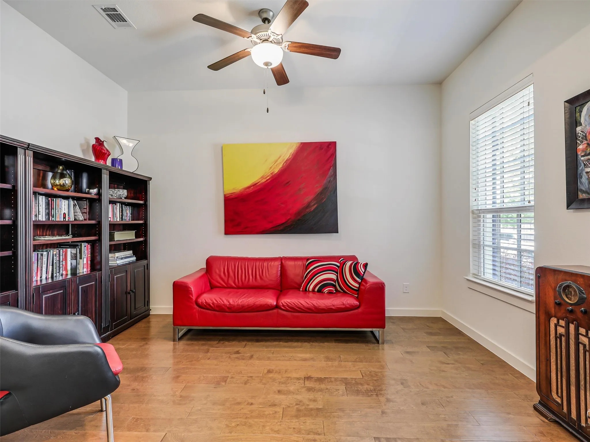 Dining Room, Sitting Room?