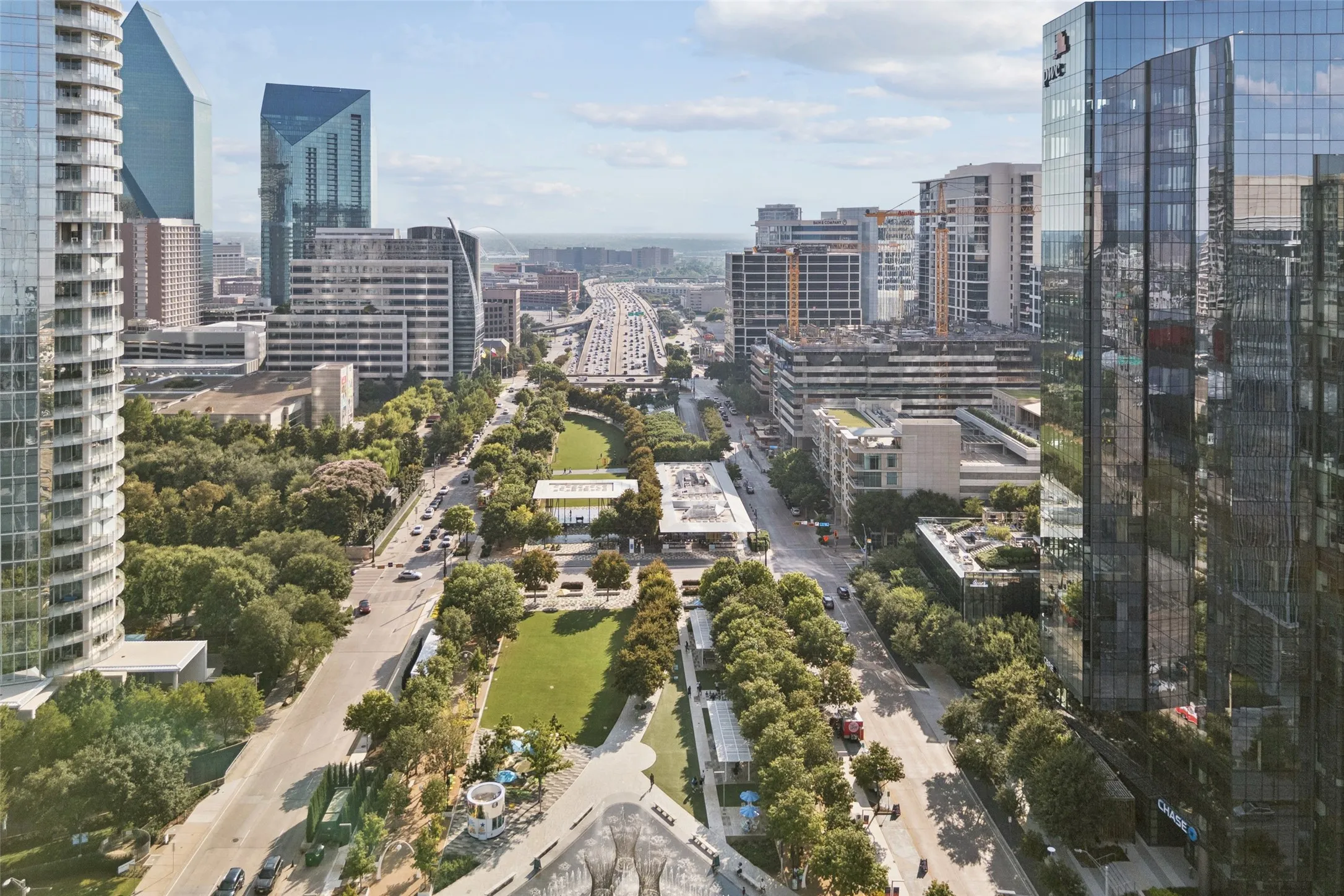 Condominium For Sale in Dallas County , 1717 Arts Plaza 2309, Dallas, Texas 75201, 3 Bedroom, 4 Bathroom, 3 Garage spaces, 4,839 Sqft, built in 2005, mls#21274073, Real Estate Agent in Dallas, Homes For Sale in Dallas county, Homes For Sale in Dallas, Realtor in Dallas Texas, Real Estate Brokerage Independent Realty Texas, Luminita Cordes Realtor