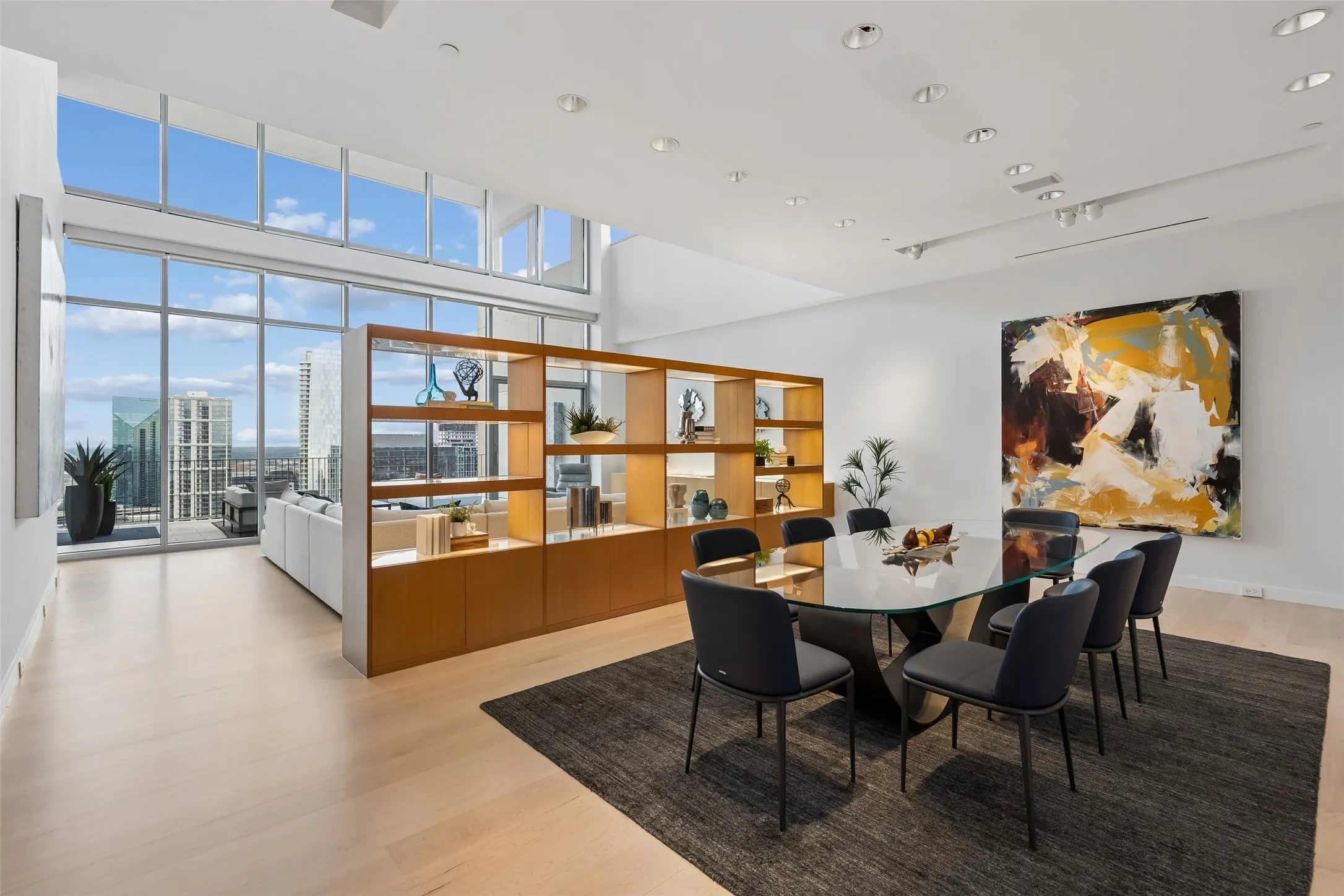 Condominium For Sale in Dallas County , 1717 Arts Plaza 2309, Dallas, Texas 75201, 3 Bedroom, 4 Bathroom, 3 Garage spaces, 4,839 Sqft, built in 2005, mls#21274073, Real Estate Agent in Dallas, Homes For Sale in Dallas county, Homes For Sale in Dallas, Realtor in Dallas Texas, Real Estate Brokerage Independent Realty Texas, Luminita Cordes Realtor
