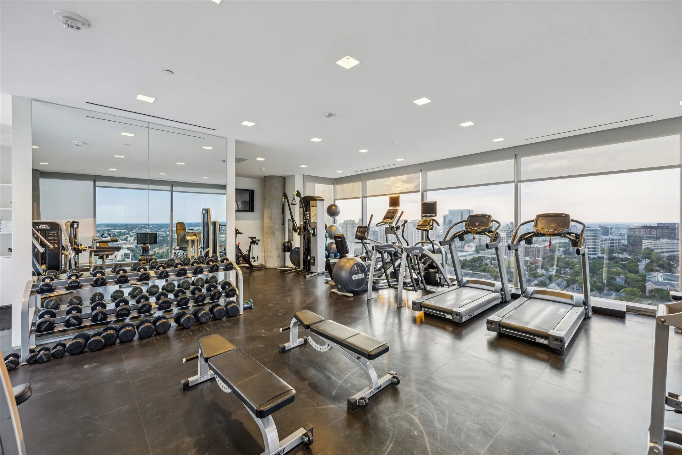 Condominium For Sale in Dallas County , 1717 Arts Plaza 2309, Dallas, Texas 75201, 3 Bedroom, 4 Bathroom, 3 Garage spaces, 4,839 Sqft, built in 2005, mls#21274073, Real Estate Agent in Dallas, Homes For Sale in Dallas county, Homes For Sale in Dallas, Realtor in Dallas Texas, Real Estate Brokerage Independent Realty Texas, Luminita Cordes Realtor
