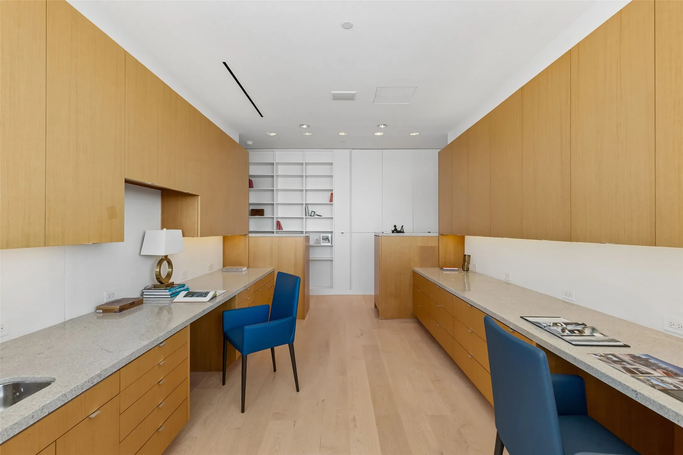 Condominium For Sale in Dallas County , 1717 Arts Plaza 2309, Dallas, Texas 75201, 3 Bedroom, 4 Bathroom, 3 Garage spaces, 4,839 Sqft, built in 2005, mls#21274073, Real Estate Agent in Dallas, Homes For Sale in Dallas county, Homes For Sale in Dallas, Realtor in Dallas Texas, Real Estate Brokerage Independent Realty Texas, Luminita Cordes Realtor