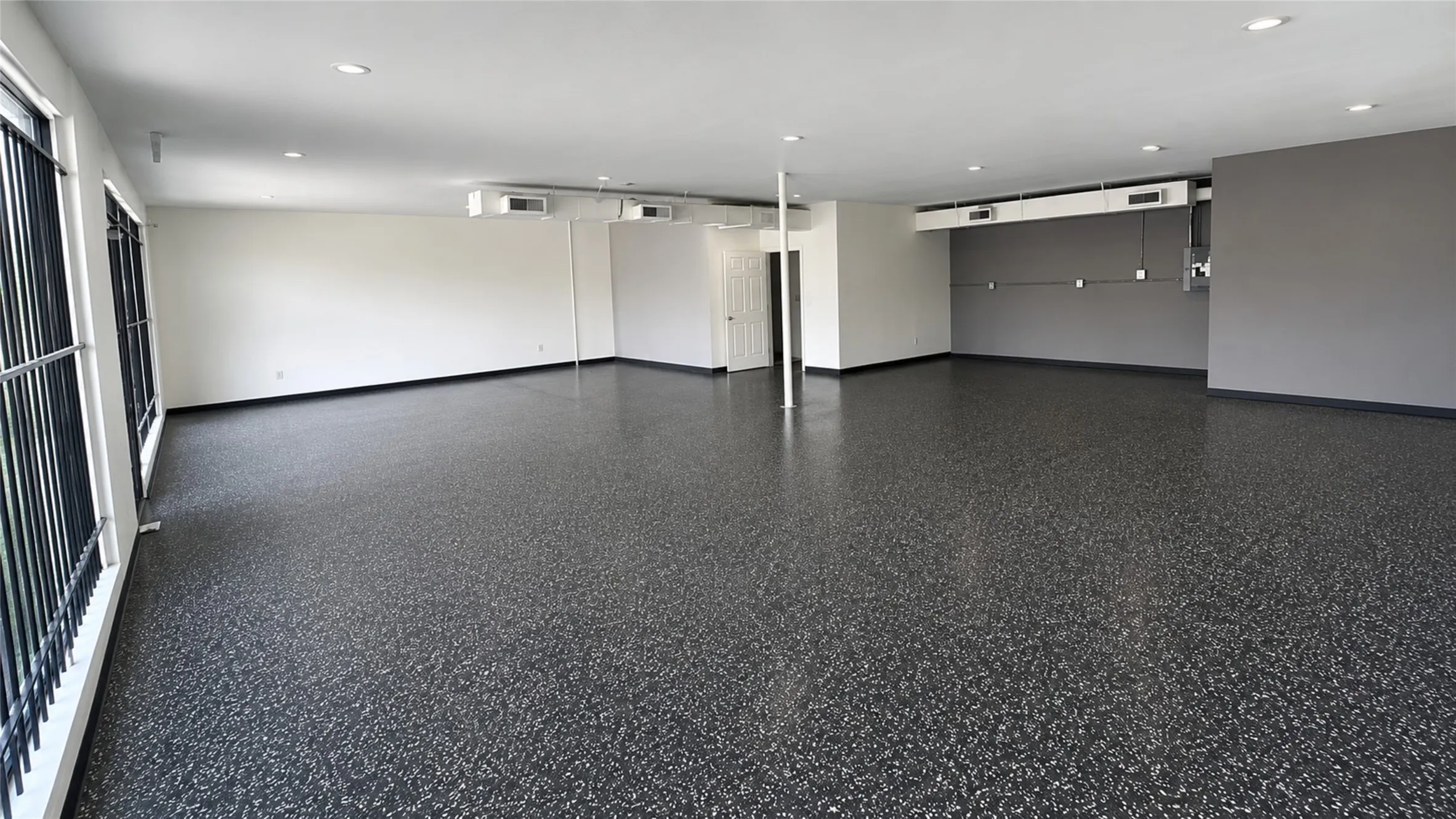 Retail For Rent in Tarrant County , 8331 Camp Bowie West 8335, Fort Worth, Texas 76116, 0, 0, Garage spaces, 0 Sqft, built in 1959, Price $1,520, mls#21273969, Real Estate Agent in Fort Worth, Homes For Rent in Tarrant county, Homes For Rent in Fort Worth, Realtor in Fort Worth Texas, Real Estate Brokerage Independent Realty Texas, Luminita Cordes Realtor