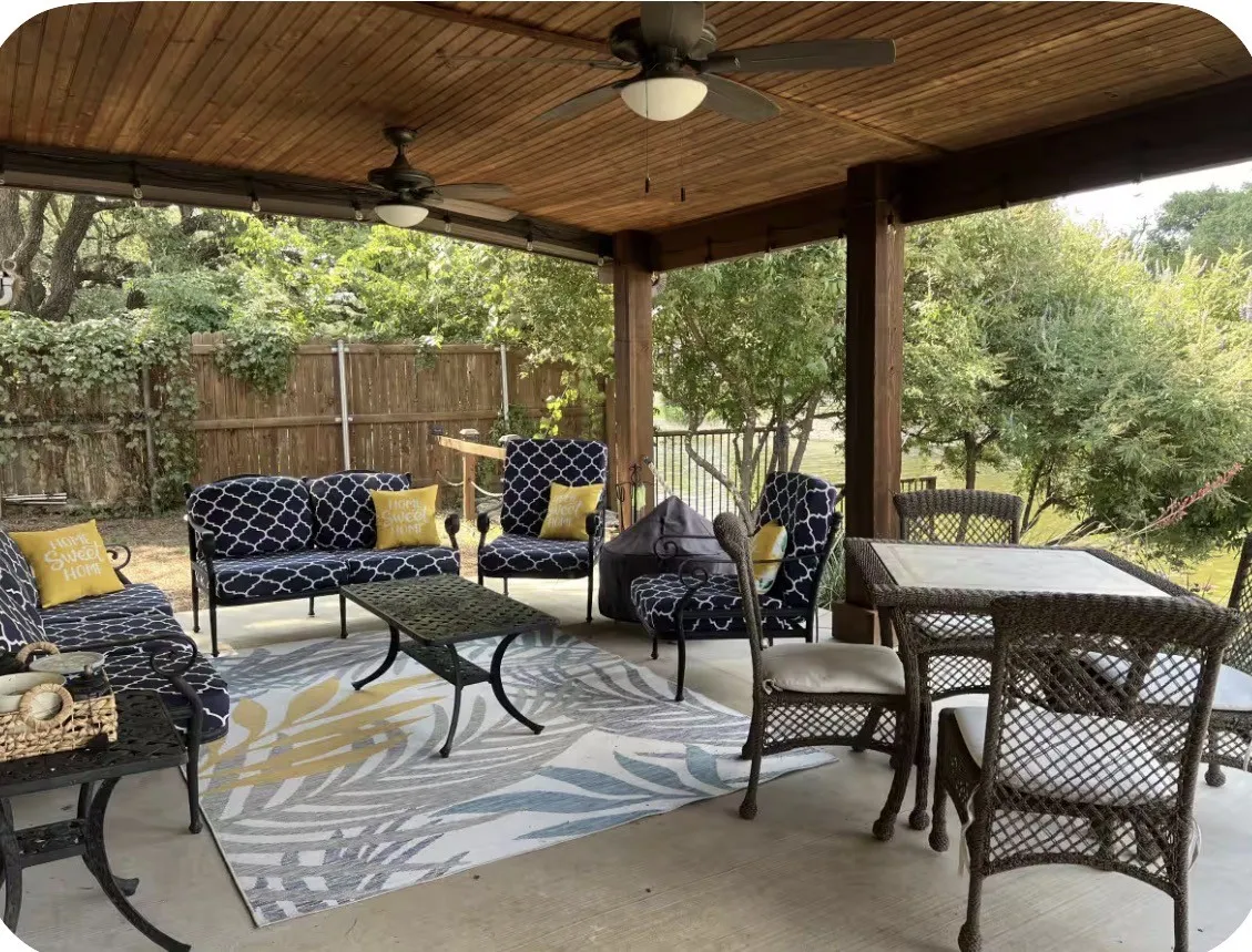 Single Family Residence For Sale in Hood County , 422 granada calle Court, Granbury, Texas 76049, 3 Bedroom, 2 Bathroom, 2 Garage spaces, 1,870 Sqft, built in 1978, mls#21274264, Real Estate Agent in Granbury, Homes For Sale in Hood county, Homes For Sale in Granbury, Realtor in Granbury Texas, Real Estate Brokerage Independent Realty Texas, Luminita Cordes Realtor