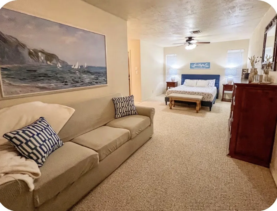 Single Family Residence For Sale in Hood County , 422 granada calle Court, Granbury, Texas 76049, 3 Bedroom, 2 Bathroom, 2 Garage spaces, 1,870 Sqft, built in 1978, mls#21274264, Real Estate Agent in Granbury, Homes For Sale in Hood county, Homes For Sale in Granbury, Realtor in Granbury Texas, Real Estate Brokerage Independent Realty Texas, Luminita Cordes Realtor