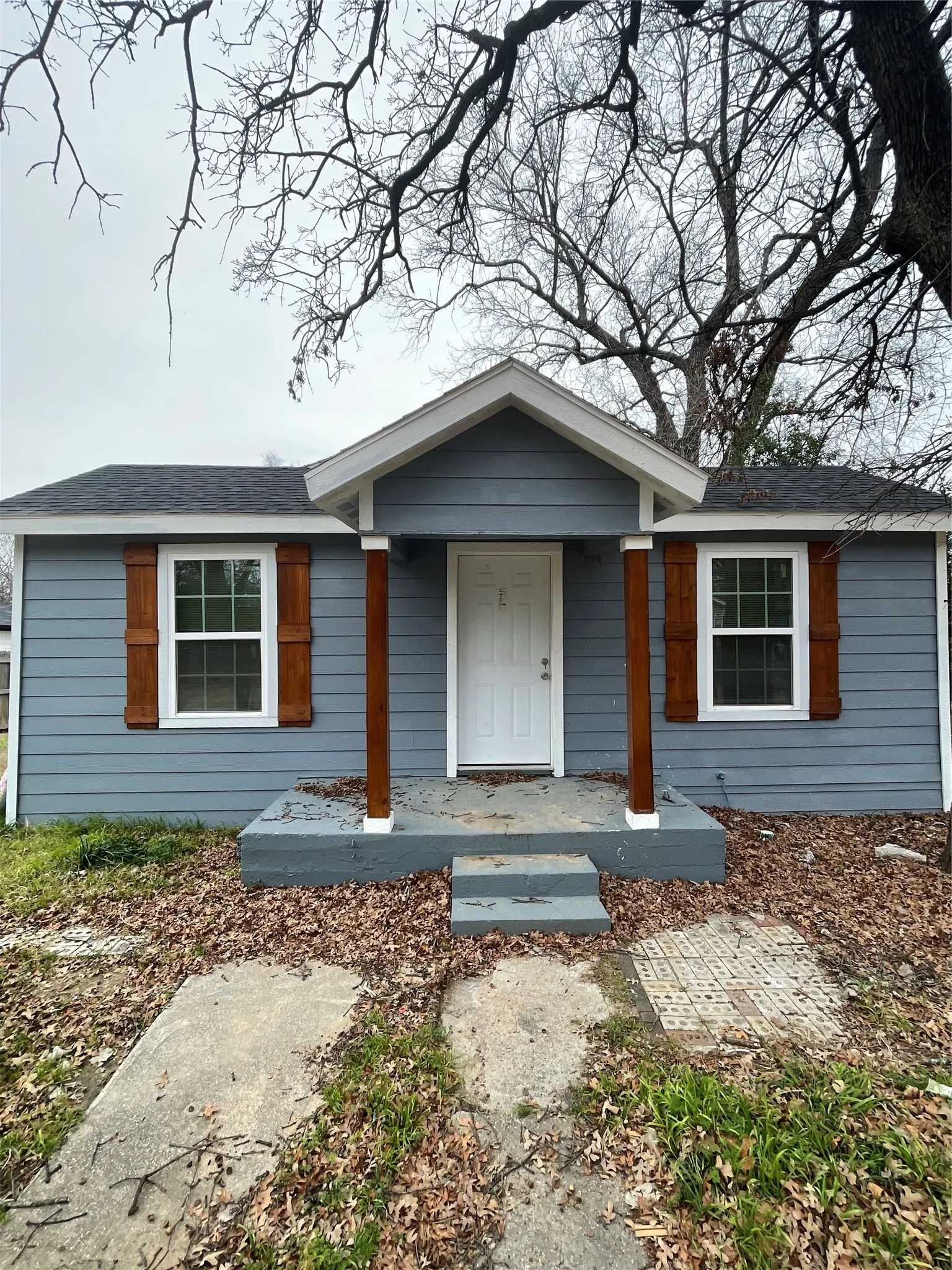 Single Family Residence For Sale in Dallas County , 4731 Stokes Street, Dallas, Texas 75216, 3 Bedroom, 1 Bathroom, Garage spaces, 840 Sqft, built in 1955, mls#21274449, Real Estate Agent in Dallas, Homes For Sale in Dallas county, Homes For Sale in Dallas, Realtor in Dallas Texas, Real Estate Brokerage Independent Realty Texas, Luminita Cordes Realtor