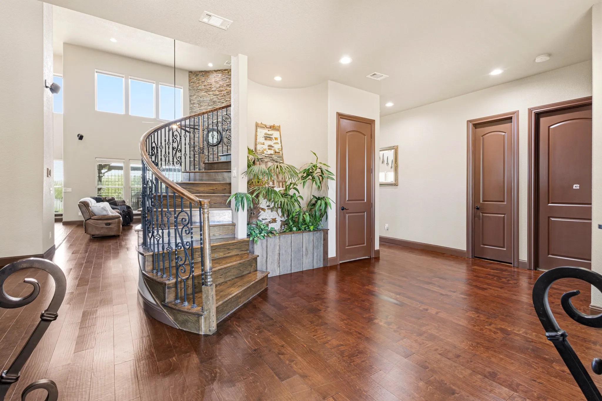 Single Family Residence For Sale in Collin County , 3512 Harlan Drive, Sachse, Texas 75048, 5 Bedroom, 4 Bathroom, 3 Garage spaces, 4,128 Sqft, built in 2018, mls#21273836, Real Estate Agent in Sachse, Homes For Sale in Collin county, Homes For Sale in Sachse, Realtor in Sachse Texas, Real Estate Brokerage Independent Realty Texas, Luminita Cordes Realtor