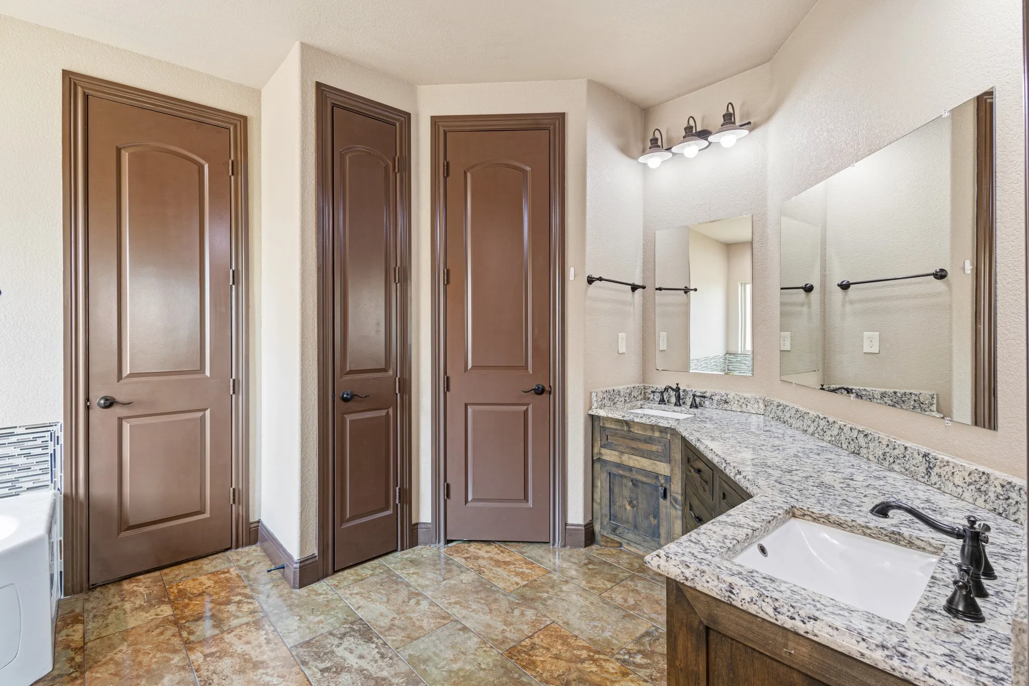 Single Family Residence For Sale in Collin County , 3512 Harlan Drive, Sachse, Texas 75048, 5 Bedroom, 4 Bathroom, 3 Garage spaces, 4,128 Sqft, built in 2018, mls#21273836, Real Estate Agent in Sachse, Homes For Sale in Collin county, Homes For Sale in Sachse, Realtor in Sachse Texas, Real Estate Brokerage Independent Realty Texas, Luminita Cordes Realtor