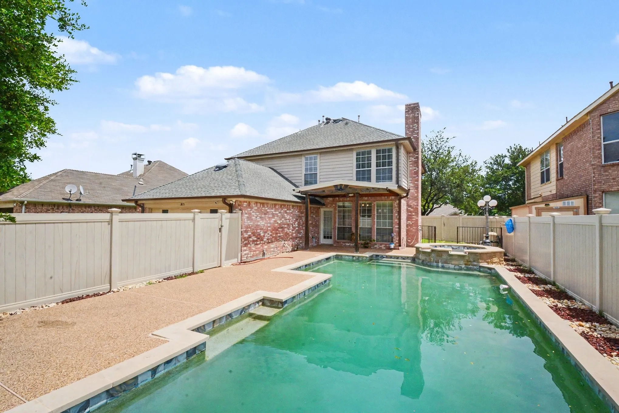Single Family Residence For Sale in Collin County , 7633 Brownley Place, Plano, Texas 75025, 4 Bedroom, 3 Bathroom, 2 Garage spaces, 2,678 Sqft, built in 1993, mls#21273704, Real Estate Agent in Plano, Homes For Sale in Collin county, Homes For Sale in Plano, Realtor in Plano Texas, Real Estate Brokerage Independent Realty Texas, Luminita Cordes Realtor
