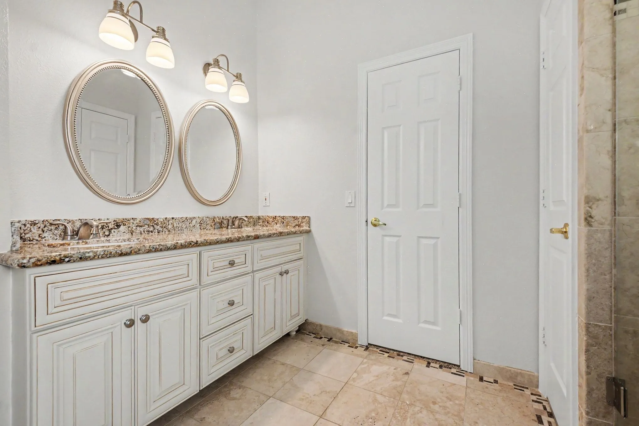 Single Family Residence For Sale in Collin County , 7633 Brownley Place, Plano, Texas 75025, 4 Bedroom, 3 Bathroom, 2 Garage spaces, 2,678 Sqft, built in 1993, mls#21273704, Real Estate Agent in Plano, Homes For Sale in Collin county, Homes For Sale in Plano, Realtor in Plano Texas, Real Estate Brokerage Independent Realty Texas, Luminita Cordes Realtor