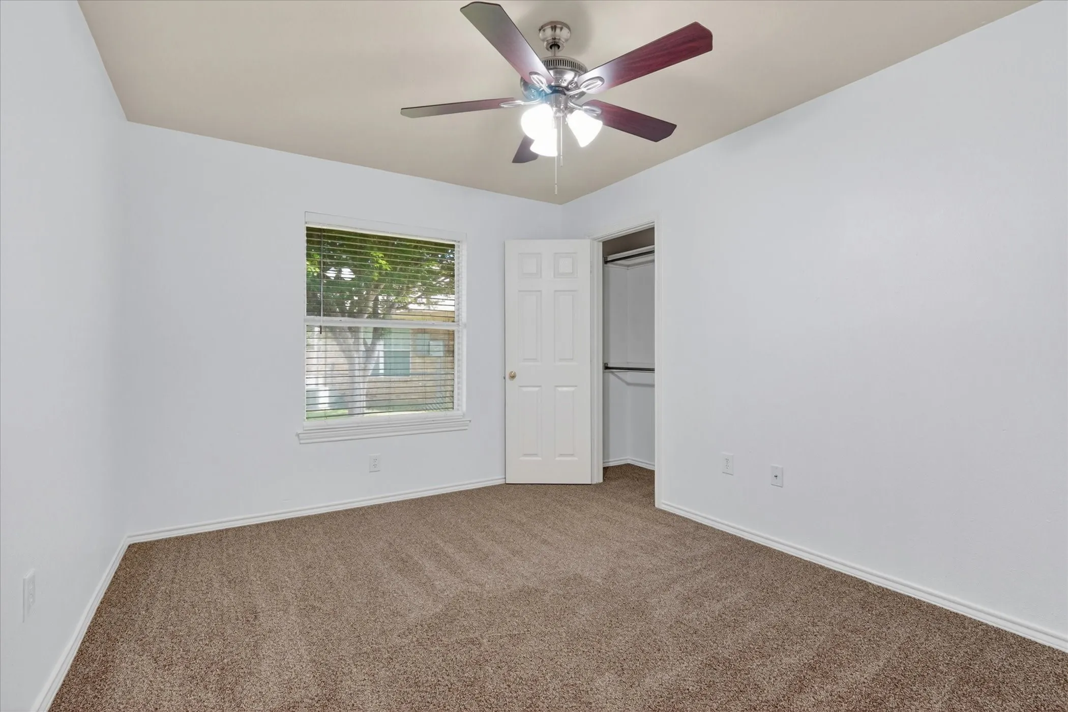Duplex For Rent in Denton County , 3132 Cedar Hill Street, Denton, Texas 76209, 3 Bedrooms, 2 Bathrooms, Garage spaces, 1,378 Sqft, built in 1996, Price $1,850, mls#21274503, Real Estate Agent in Denton, Homes For Rent in Denton county, Homes For Rent in Denton, Realtor in Denton Texas, Real Estate Brokerage Independent Realty Texas, Luminita Cordes Realtor