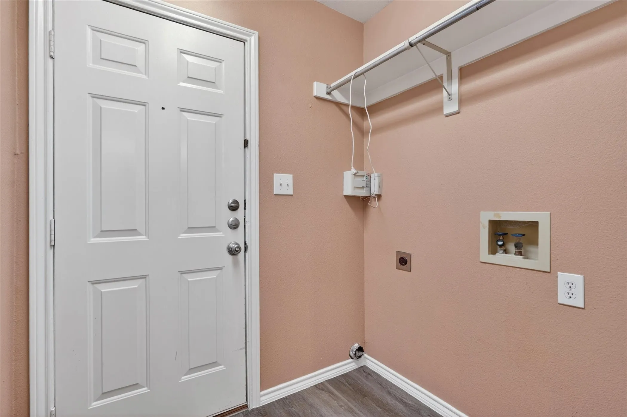 Duplex For Rent in Denton County , 3132 Cedar Hill Street, Denton, Texas 76209, 3 Bedrooms, 2 Bathrooms, Garage spaces, 1,378 Sqft, built in 1996, Price $1,850, mls#21274503, Real Estate Agent in Denton, Homes For Rent in Denton county, Homes For Rent in Denton, Realtor in Denton Texas, Real Estate Brokerage Independent Realty Texas, Luminita Cordes Realtor
