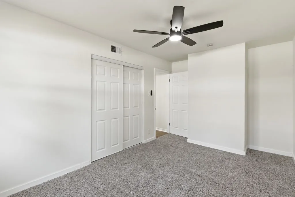 Single Family Residence For Sale in Dallas County , 430 Terrace Drive, Richardson, Texas 75081, 3 Bedroom, 2 Bathroom, 2 Garage spaces, 1,432 Sqft, built in 1957, mls#21274525, Real Estate Agent in Richardson, Homes For Sale in Dallas county, Homes For Sale in Richardson, Realtor in Richardson Texas, Real Estate Brokerage Independent Realty Texas, Luminita Cordes Realtor