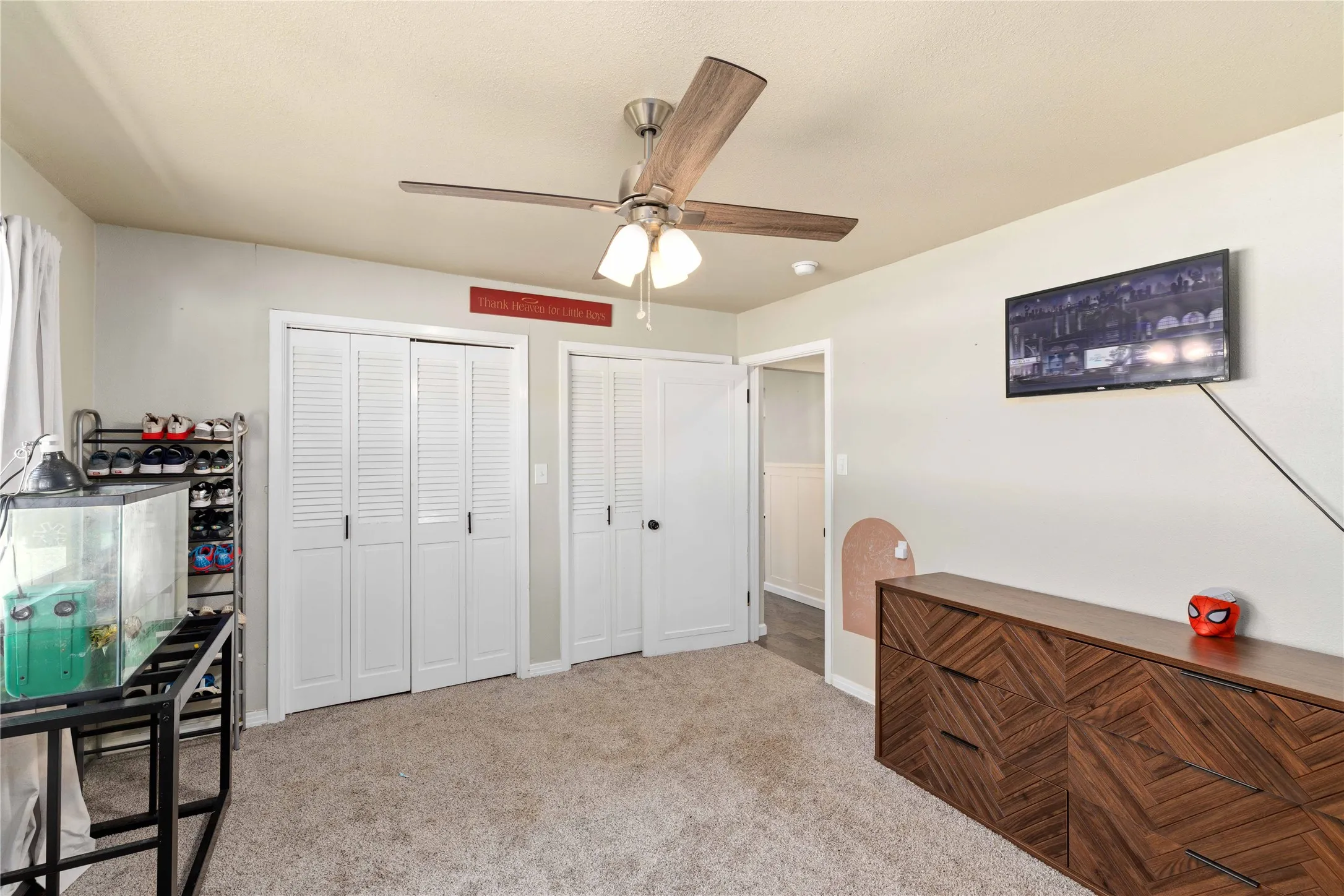 Single Family Residence For Sale in Brown County , 1908 8th Street, Brownwood, Texas 76801, 4 Bedrooms, 3 Bathrooms, 1 Garage spaces, 2,365 Sqft, built in 1957, Price $394,949, mls#21274310, Real Estate Agent in Brownwood, Homes For Sale in Brown county, Homes For Sale in Brownwood, Realtor in Brownwood Texas, Real Estate Brokerage Independent Realty Texas, Luminita Cordes Realtor