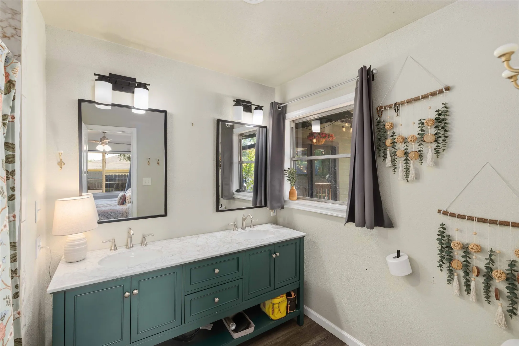 Single Family Residence For Sale in Brown County , 1908 8th Street, Brownwood, Texas 76801, 4 Bedrooms, 3 Bathrooms, 1 Garage spaces, 2,365 Sqft, built in 1957, Price $394,949, mls#21274310, Real Estate Agent in Brownwood, Homes For Sale in Brown county, Homes For Sale in Brownwood, Realtor in Brownwood Texas, Real Estate Brokerage Independent Realty Texas, Luminita Cordes Realtor
