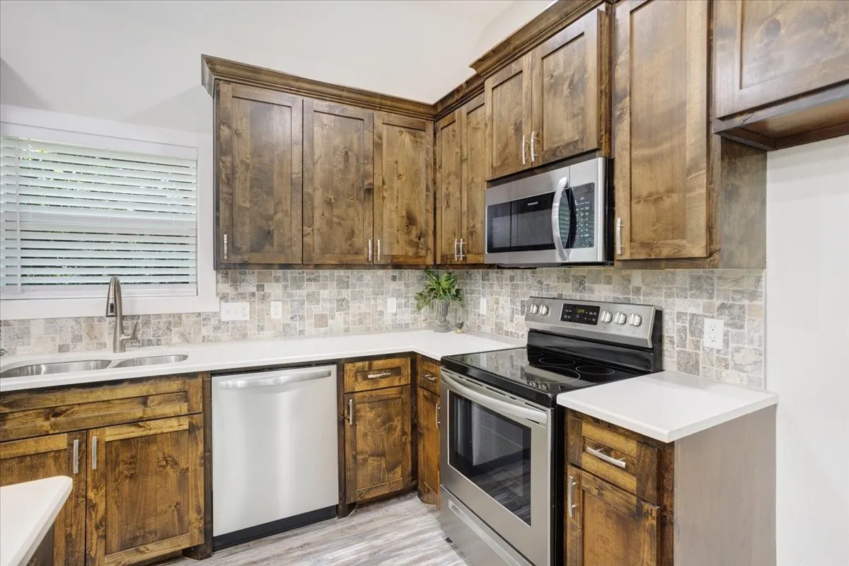 Single Family Residence For Sale in Grayson County , 1226 W Elm Street, Denison, Texas 75020, 3 Bedrooms, 2 Bathrooms, Garage spaces, 1,445 Sqft, built in 2019, Price $219,000, mls#21274480, Real Estate Agent in Denison, Homes For Sale in Grayson county, Homes For Sale in Denison, Realtor in Denison Texas, Real Estate Brokerage Independent Realty Texas, Luminita Cordes Realtor