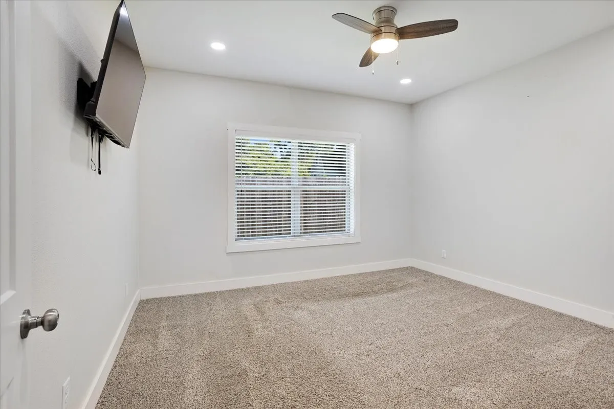 Single Family Residence For Sale in Grayson County , 1226 W Elm Street, Denison, Texas 75020, 3 Bedrooms, 2 Bathrooms, Garage spaces, 1,445 Sqft, built in 2019, Price $219,000, mls#21274480, Real Estate Agent in Denison, Homes For Sale in Grayson county, Homes For Sale in Denison, Realtor in Denison Texas, Real Estate Brokerage Independent Realty Texas, Luminita Cordes Realtor