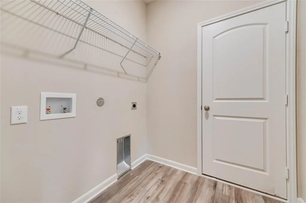 Single Family Residence For Rent in Collin County , 204 Lake Ridge Drive, Princeton, Texas 75407, 4 Bedroom, 2 Bathroom, 2 Garage spaces, 1,803 Sqft, built in 2021, mls#21274572, Real Estate Agent in Princeton, Homes For Rent in Collin county, Homes For Rent in Princeton, Realtor in Princeton Texas, Real Estate Brokerage Independent Realty Texas, Luminita Cordes Realtor