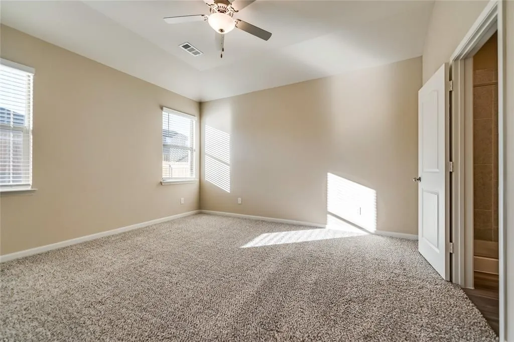 Single Family Residence For Rent in Collin County , 204 Lake Ridge Drive, Princeton, Texas 75407, 4 Bedroom, 2 Bathroom, 2 Garage spaces, 1,803 Sqft, built in 2021, mls#21274572, Real Estate Agent in Princeton, Homes For Rent in Collin county, Homes For Rent in Princeton, Realtor in Princeton Texas, Real Estate Brokerage Independent Realty Texas, Luminita Cordes Realtor