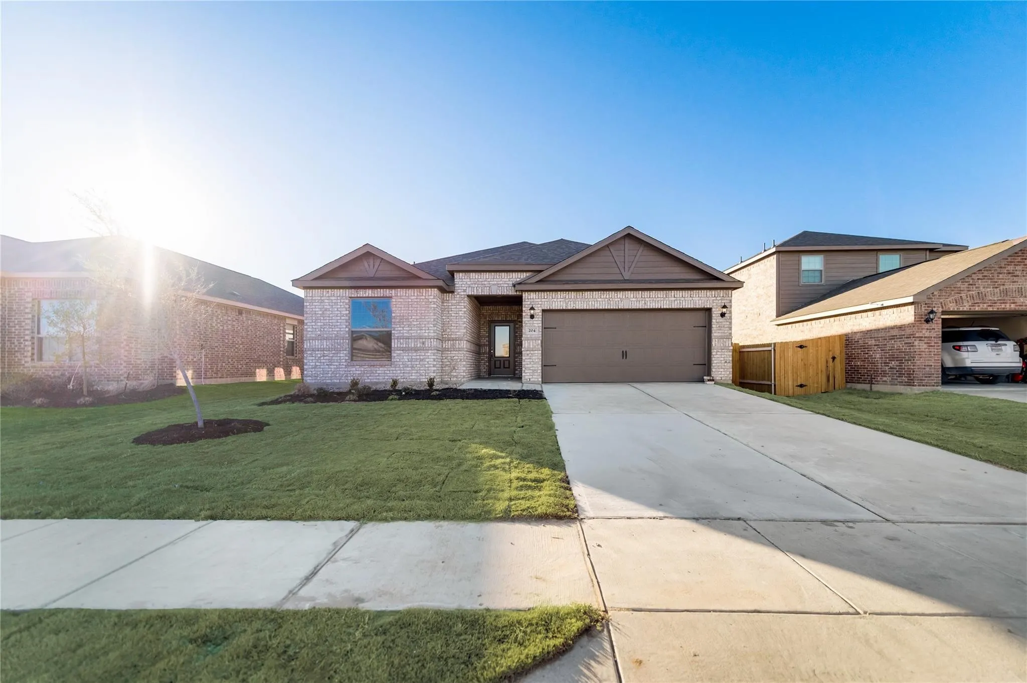Single Family Residence For Rent in Collin County , 204 Lake Ridge Drive, Princeton, Texas 75407, 4 Bedroom, 2 Bathroom, 2 Garage spaces, 1,803 Sqft, built in 2021, mls#21274572, Real Estate Agent in Princeton, Homes For Rent in Collin county, Homes For Rent in Princeton, Realtor in Princeton Texas, Real Estate Brokerage Independent Realty Texas, Luminita Cordes Realtor