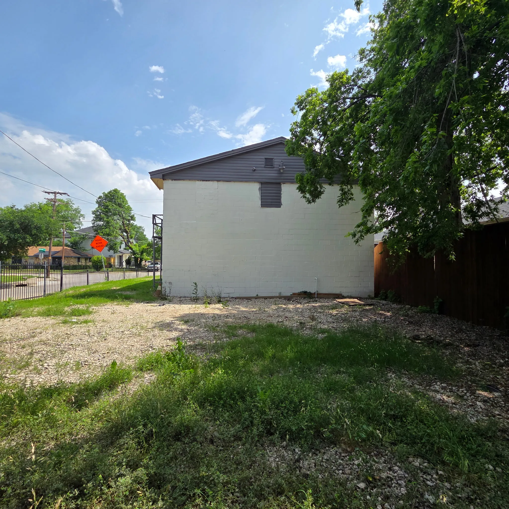 Business For Sale in Dallas County , 1701 Shaw Street, Dallas, Texas 75212, 0, 0, Garage spaces, 0 Sqft, built in 1950, mls#21262293, Real Estate Agent in Dallas, Homes For Sale in Dallas county, Homes For Sale in Dallas, Realtor in Dallas Texas, Real Estate Brokerage Independent Realty Texas, Luminita Cordes Realtor
