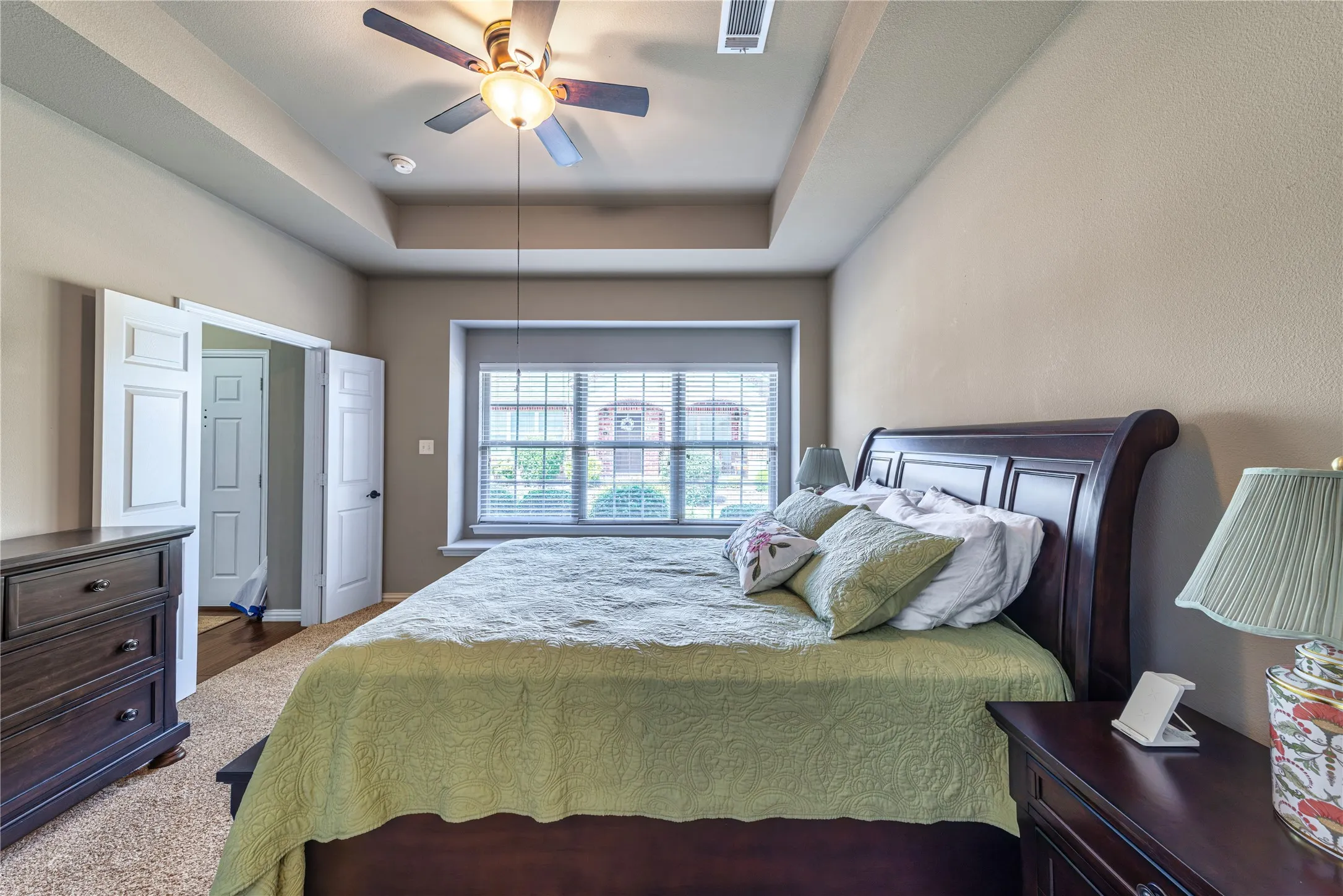 Townhouse For Sale in Collin County , 5715 Hummingbird Lane, Fairview, Texas 75069, 2 Bedroom, 2 Bathroom, 2 Garage spaces, 1,265 Sqft, built in 2011, mls#21274283, Real Estate Agent in Fairview, Homes For Sale in Collin county, Homes For Sale in Fairview, Realtor in Fairview Texas, Real Estate Brokerage Independent Realty Texas, Luminita Cordes Realtor