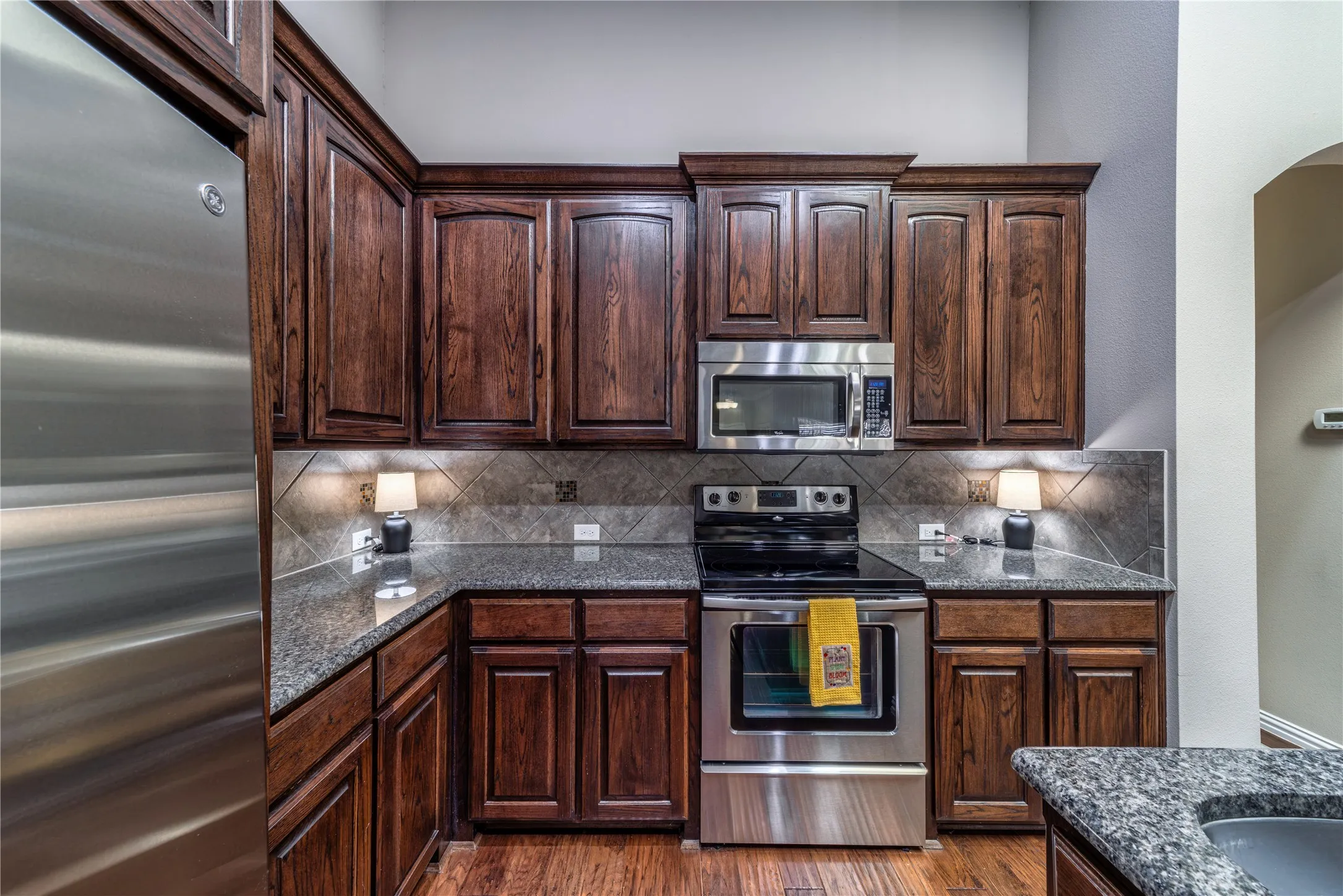 Townhouse For Sale in Collin County , 5715 Hummingbird Lane, Fairview, Texas 75069, 2 Bedroom, 2 Bathroom, 2 Garage spaces, 1,265 Sqft, built in 2011, mls#21274283, Real Estate Agent in Fairview, Homes For Sale in Collin county, Homes For Sale in Fairview, Realtor in Fairview Texas, Real Estate Brokerage Independent Realty Texas, Luminita Cordes Realtor