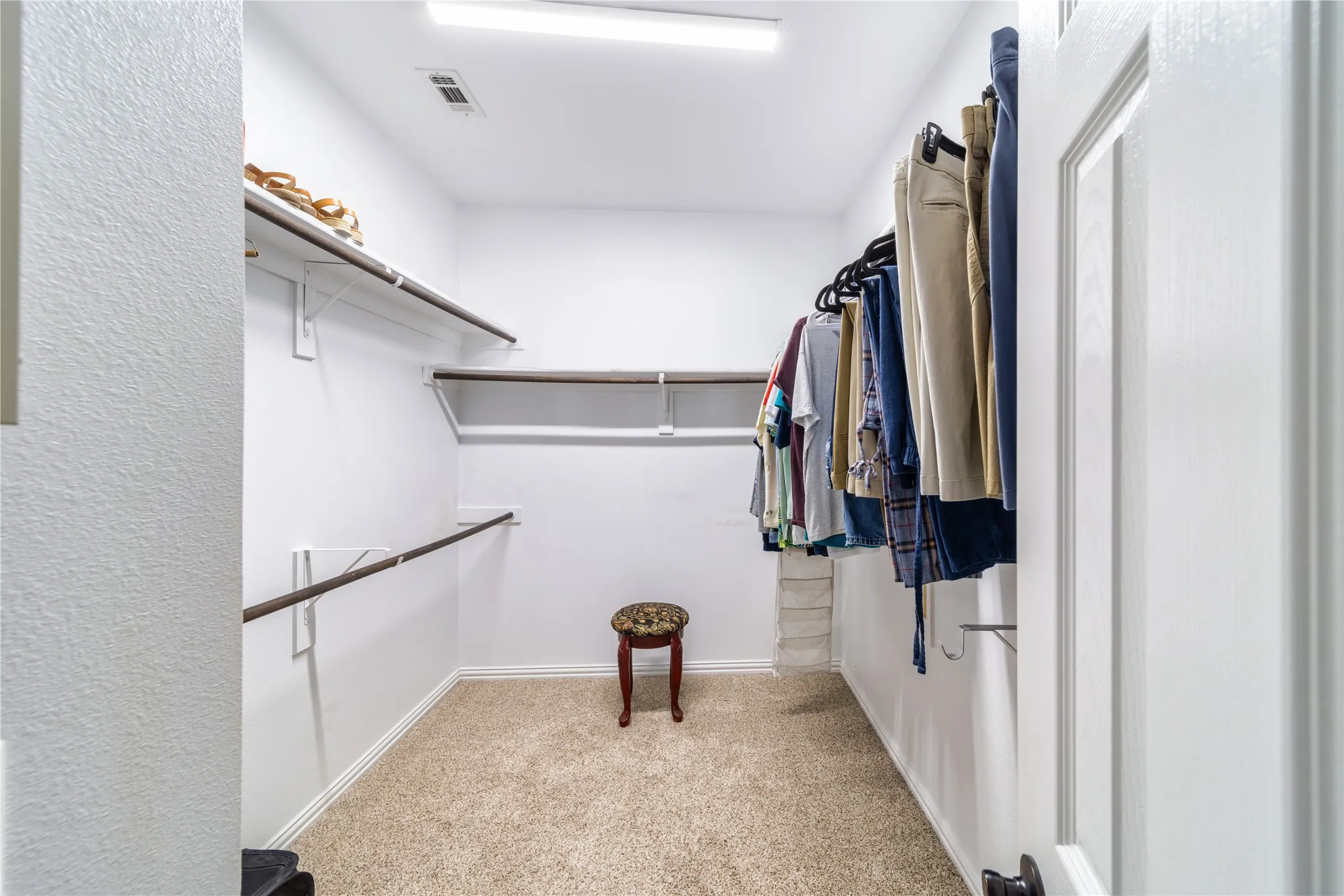 Townhouse For Sale in Collin County , 5715 Hummingbird Lane, Fairview, Texas 75069, 2 Bedroom, 2 Bathroom, 2 Garage spaces, 1,265 Sqft, built in 2011, mls#21274283, Real Estate Agent in Fairview, Homes For Sale in Collin county, Homes For Sale in Fairview, Realtor in Fairview Texas, Real Estate Brokerage Independent Realty Texas, Luminita Cordes Realtor