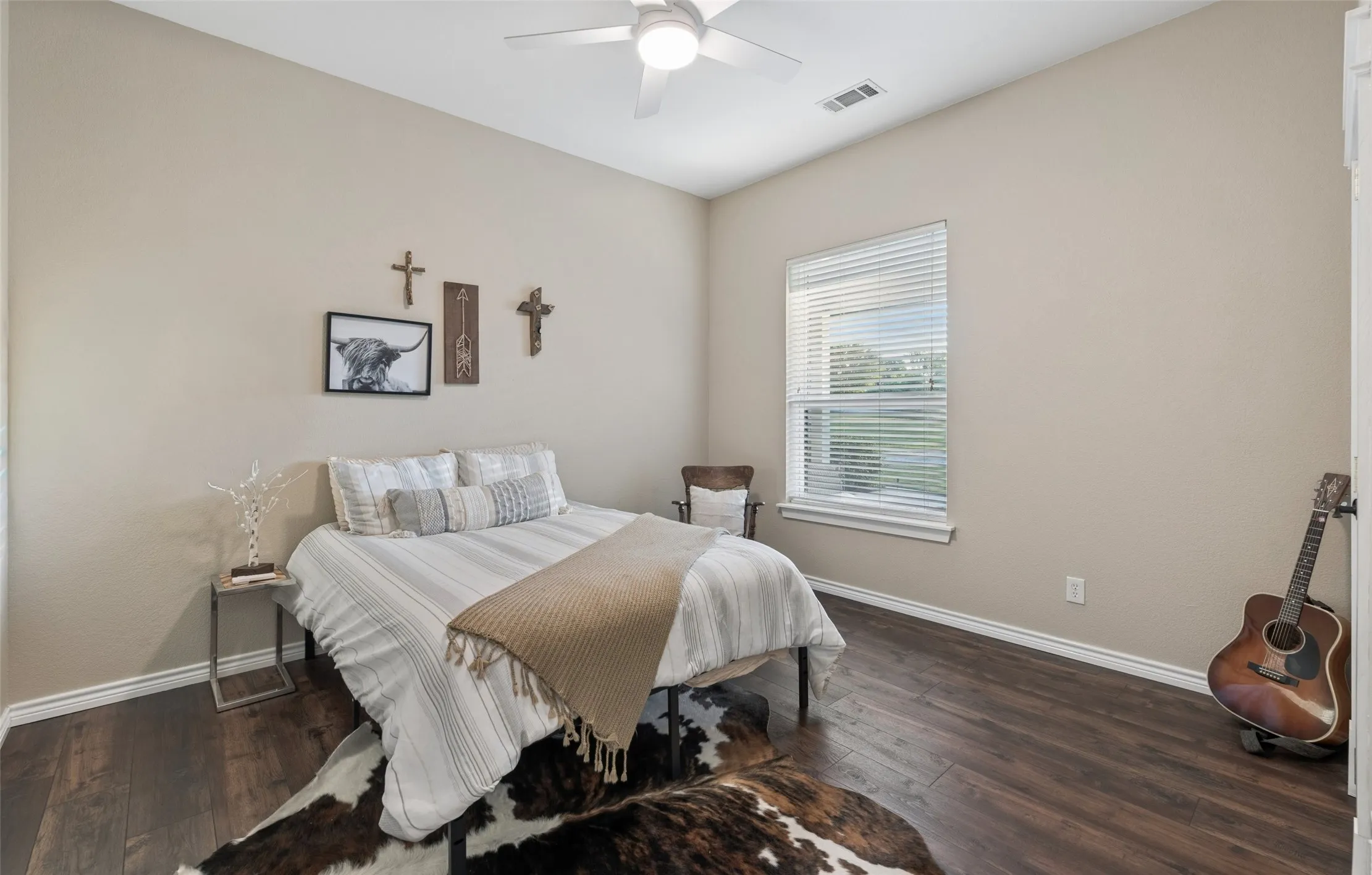 Single Family Residence For Sale in Wise County , 492 County Road 4387, Decatur, Texas 76234, 4 Bedroom, 3 Bathroom, 2 Garage spaces, 3,097 Sqft, built in 2007, mls#21259140, Real Estate Agent in Decatur, Homes For Sale in Wise county, Homes For Sale in Decatur, Realtor in Decatur Texas, Real Estate Brokerage Independent Realty Texas, Luminita Cordes Realtor
