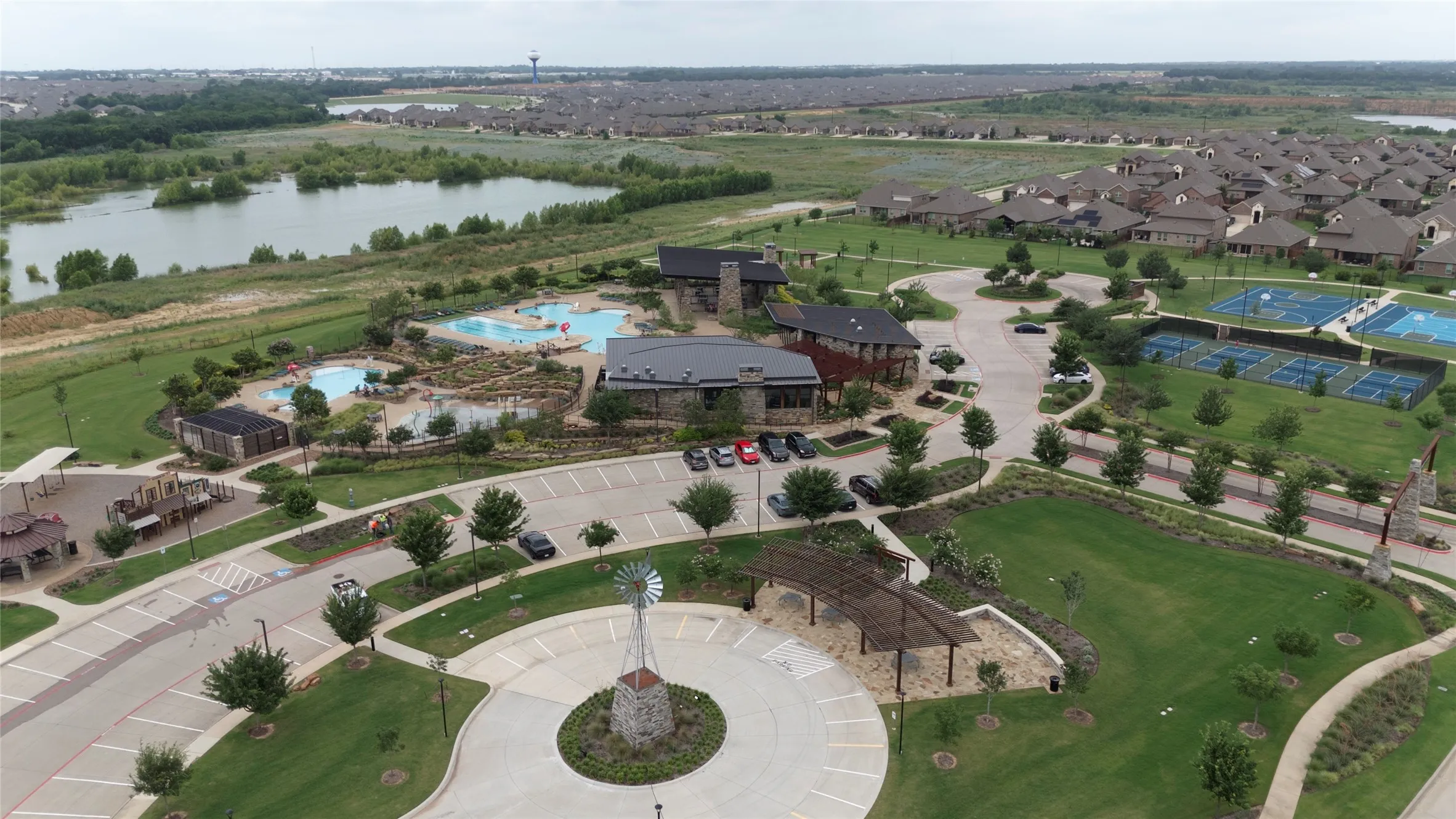 Single Family Residence For Sale in Denton County , 10916 Glover Lane, Aubrey, Texas 76227, 4 Bedroom, 3 Bathroom, 3 Garage spaces, 2,510 Sqft, built in 2021, mls#21273844, Real Estate Agent in Aubrey, Homes For Sale in Denton county, Homes For Sale in Aubrey, Realtor in Aubrey Texas, Real Estate Brokerage Independent Realty Texas, Luminita Cordes Realtor