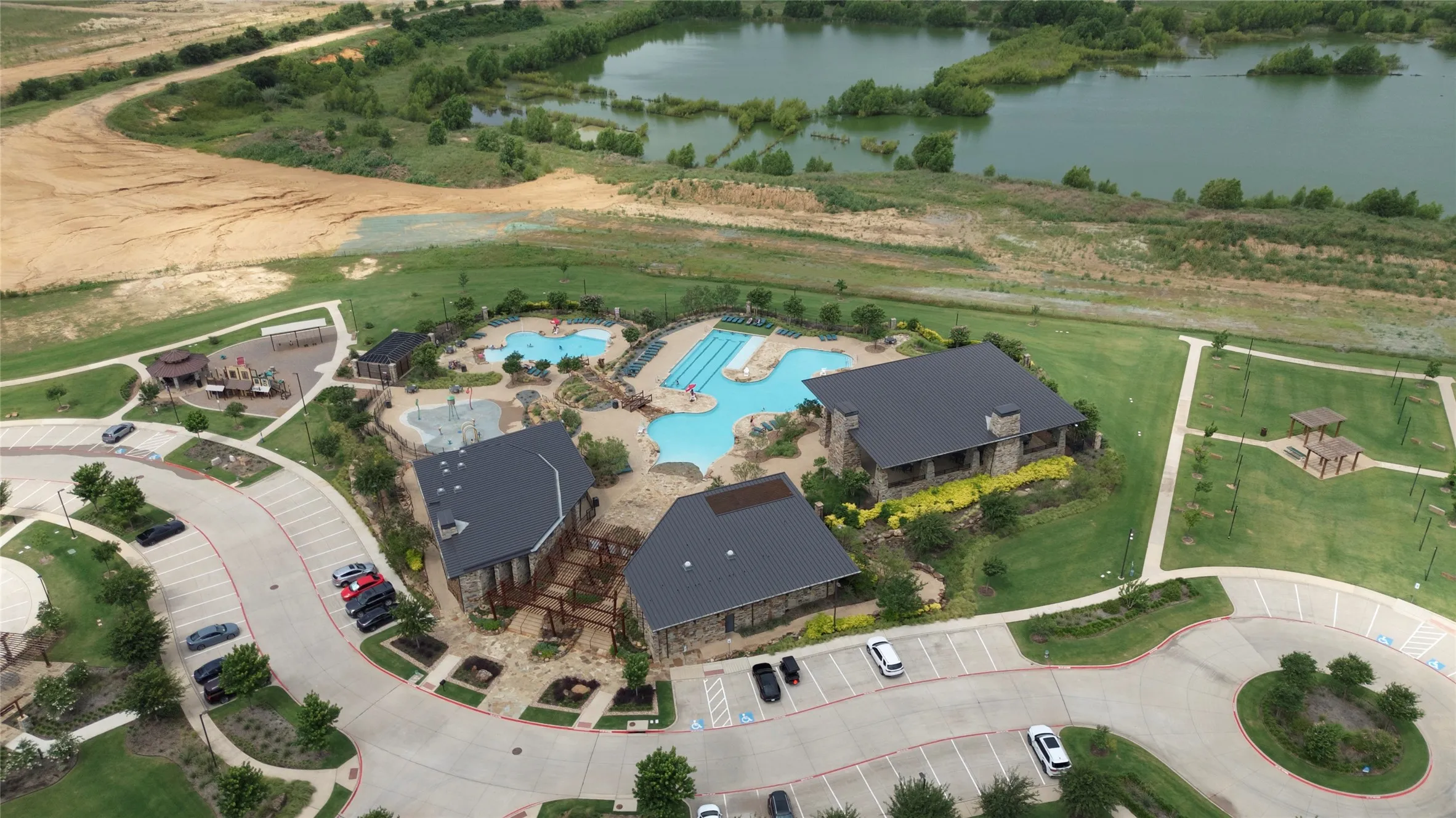 Single Family Residence For Sale in Denton County , 10916 Glover Lane, Aubrey, Texas 76227, 4 Bedroom, 3 Bathroom, 3 Garage spaces, 2,510 Sqft, built in 2021, mls#21273844, Real Estate Agent in Aubrey, Homes For Sale in Denton county, Homes For Sale in Aubrey, Realtor in Aubrey Texas, Real Estate Brokerage Independent Realty Texas, Luminita Cordes Realtor