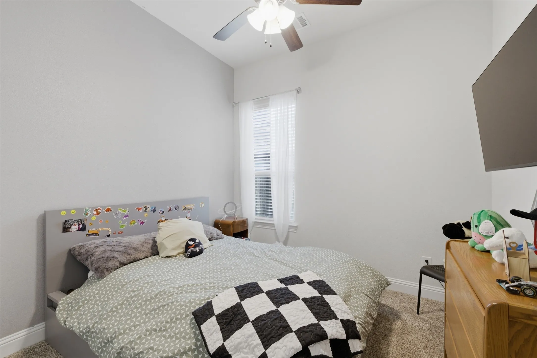 Single Family Residence For Sale in Denton County , 10916 Glover Lane, Aubrey, Texas 76227, 4 Bedroom, 3 Bathroom, 3 Garage spaces, 2,510 Sqft, built in 2021, mls#21273844, Real Estate Agent in Aubrey, Homes For Sale in Denton county, Homes For Sale in Aubrey, Realtor in Aubrey Texas, Real Estate Brokerage Independent Realty Texas, Luminita Cordes Realtor
