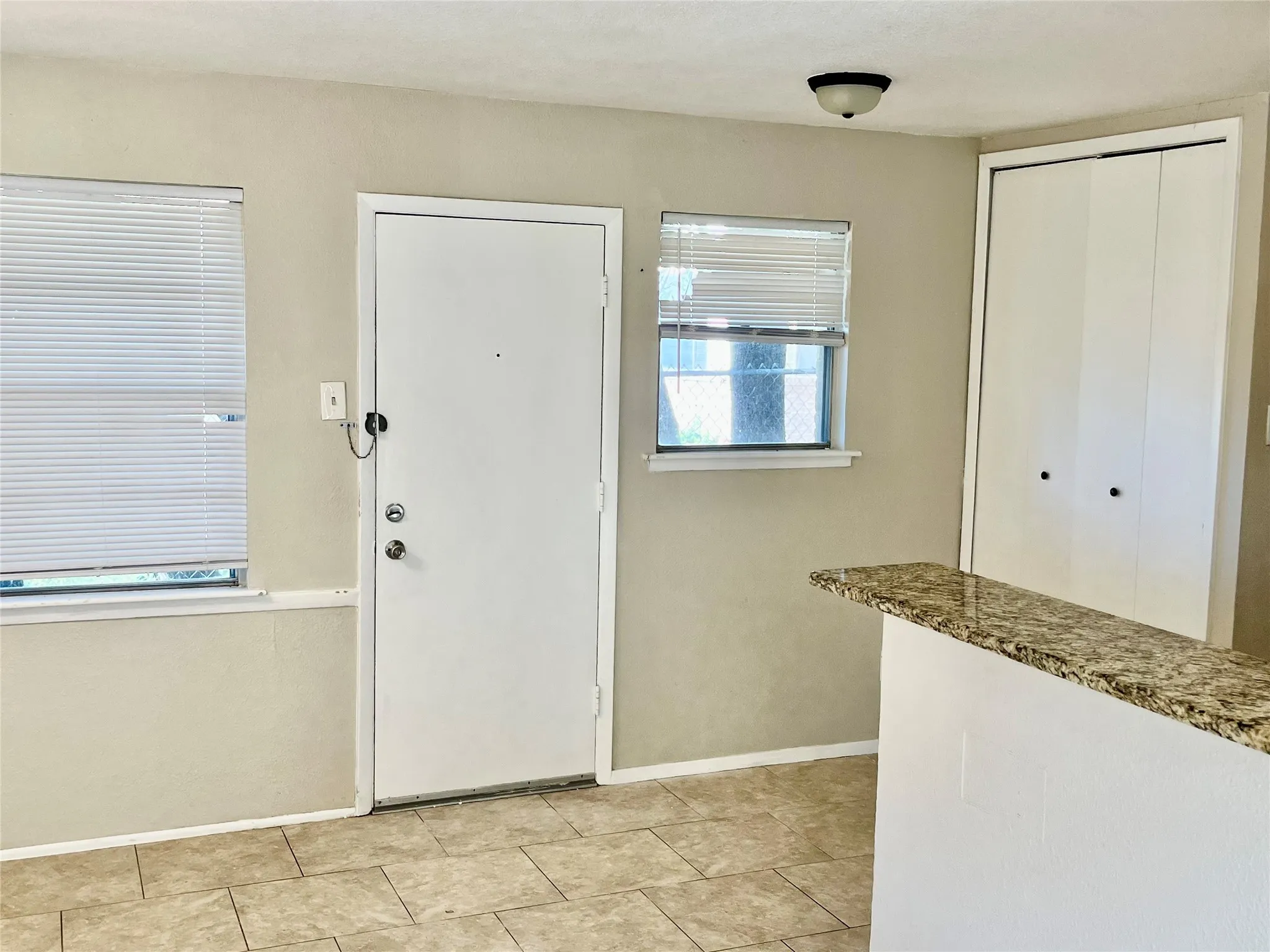 Single Family Residence For Sale in Dallas County , 4310 Birch Drive, Mesquite, Texas 75150, 4 Bedroom, 2 Bathroom, Garage spaces, 1,617 Sqft, built in 1960, mls#21274645, Real Estate Agent in Mesquite, Homes For Sale in Dallas county, Homes For Sale in Mesquite, Realtor in Mesquite Texas, Real Estate Brokerage Independent Realty Texas, Luminita Cordes Realtor