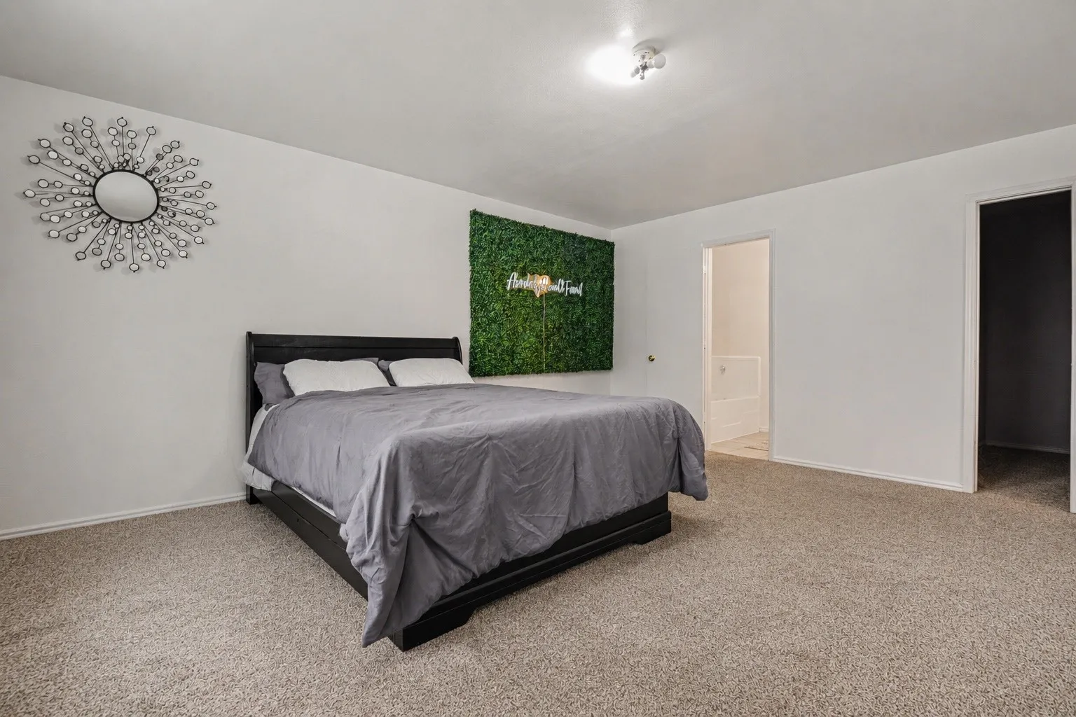 Single Family Residence For Sale in Kaufman County , 1005 Windsor Lane, Forney, Texas 75126, 4 Bedroom, 2 Bathroom, 2 Garage spaces, 1,689 Sqft, built in 2004, mls#21271173, Real Estate Agent in Forney, Homes For Sale in Kaufman county, Homes For Sale in Forney, Realtor in Forney Texas, Real Estate Brokerage Independent Realty Texas, Luminita Cordes Realtor