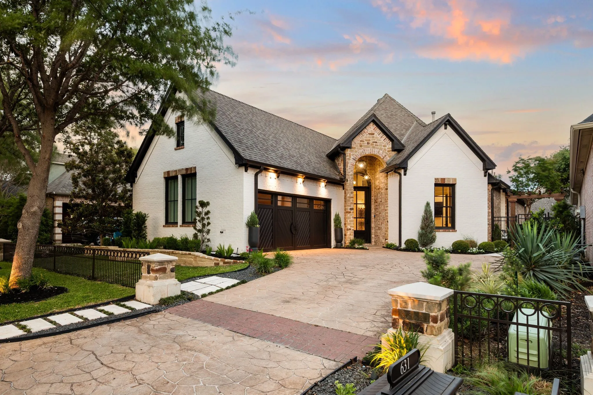Single Family Residence For Sale in Tarrant County , 631 Chandon Court, Southlake, Texas 76092, 3 Bedroom, 3 Bathroom, 2 Garage spaces, 2,225 Sqft, built in 1996, mls#21274621, Real Estate Agent in Southlake, Homes For Sale in Tarrant county, Homes For Sale in Southlake, Realtor in Southlake Texas, Real Estate Brokerage Independent Realty Texas, Luminita Cordes Realtor