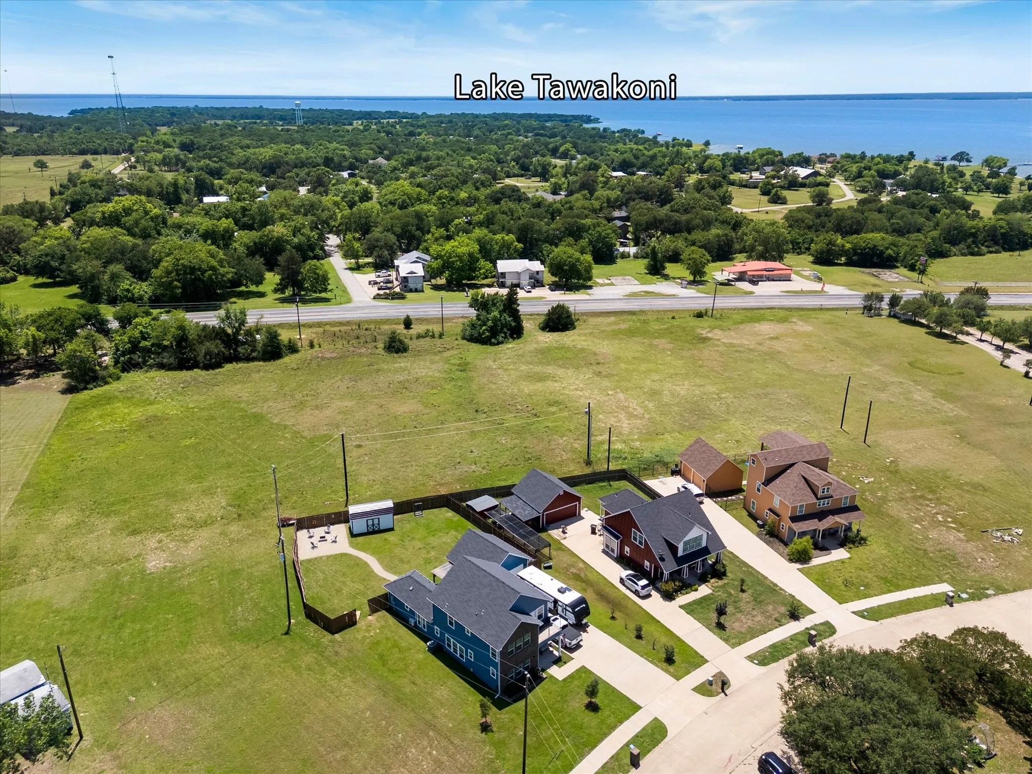 Single Family Residence For Sale in Rains County , 220 Swan Parkway, East Tawakoni, Texas 75472, 4 Bedrooms, 3 Bathrooms, 2 Garage spaces, 2,356 Sqft, built in 2022, Price $349,000, mls#21274688, Real Estate Agent in East Tawakoni, Homes For Sale in Rains county, Homes For Sale in East Tawakoni, Realtor in East Tawakoni Texas, Real Estate Brokerage Independent Realty Texas, Luminita Cordes Realtor
