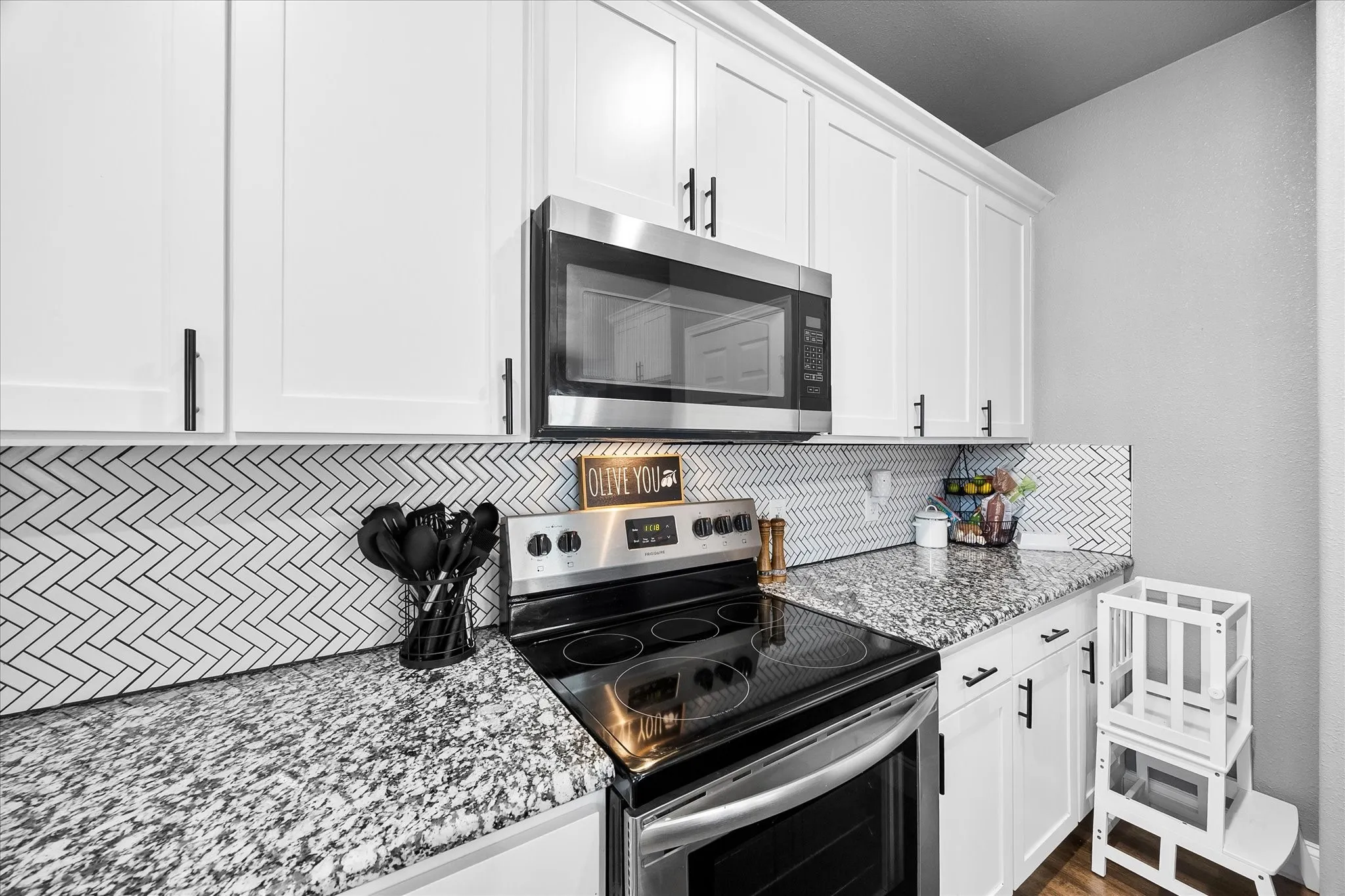 Single Family Residence For Sale in Rains County , 220 Swan Parkway, East Tawakoni, Texas 75472, 4 Bedrooms, 3 Bathrooms, 2 Garage spaces, 2,356 Sqft, built in 2022, Price $349,000, mls#21274688, Real Estate Agent in East Tawakoni, Homes For Sale in Rains county, Homes For Sale in East Tawakoni, Realtor in East Tawakoni Texas, Real Estate Brokerage Independent Realty Texas, Luminita Cordes Realtor