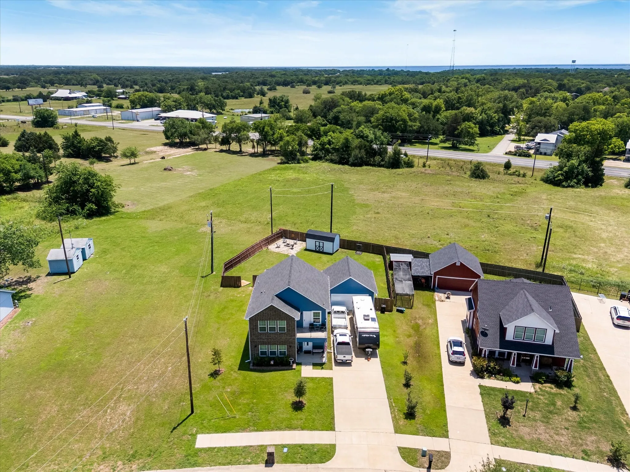 Single Family Residence For Sale in Rains County , 220 Swan Parkway, East Tawakoni, Texas 75472, 4 Bedrooms, 3 Bathrooms, 2 Garage spaces, 2,356 Sqft, built in 2022, Price $349,000, mls#21274688, Real Estate Agent in East Tawakoni, Homes For Sale in Rains county, Homes For Sale in East Tawakoni, Realtor in East Tawakoni Texas, Real Estate Brokerage Independent Realty Texas, Luminita Cordes Realtor