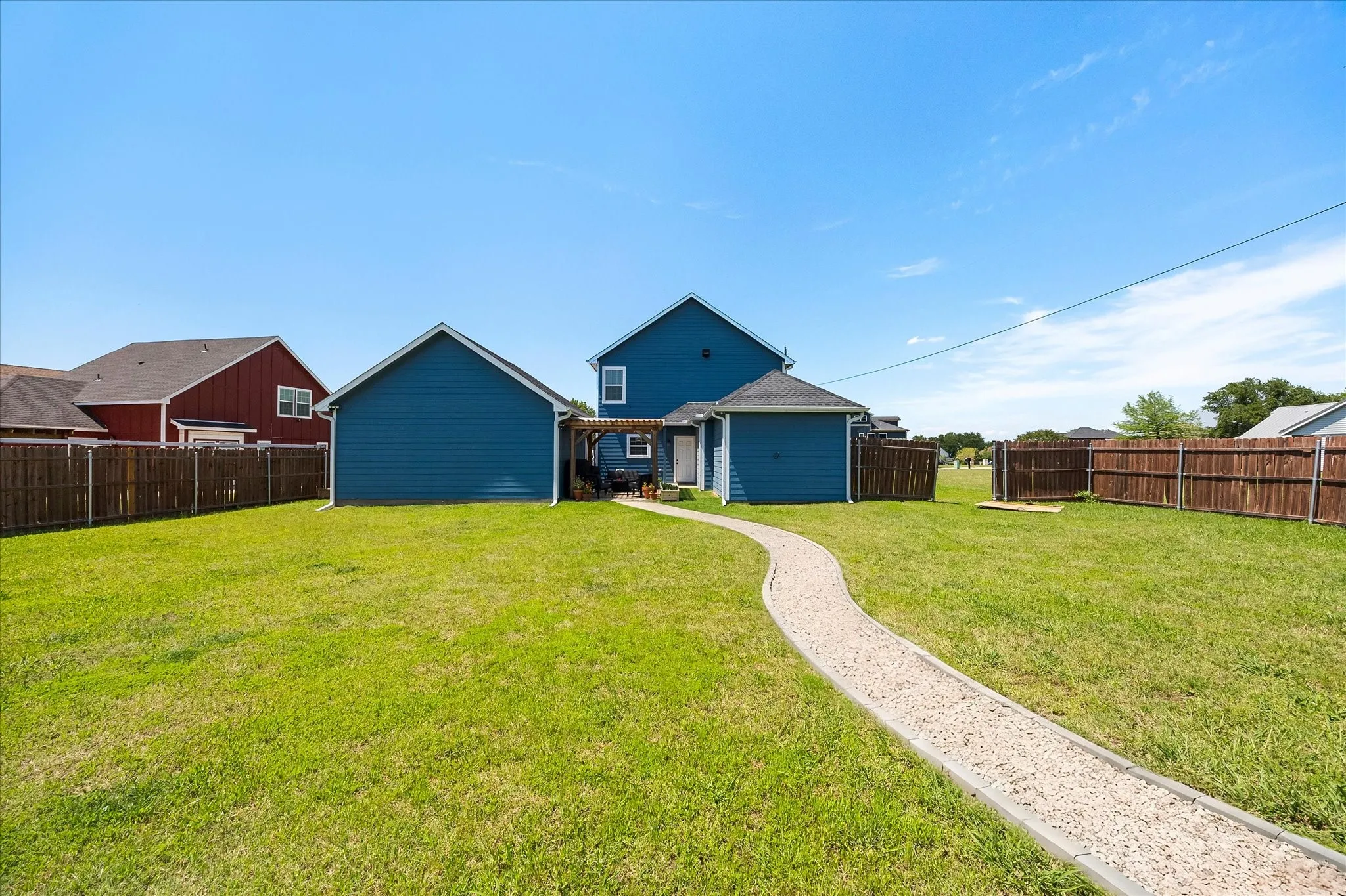 Single Family Residence For Sale in Rains County , 220 Swan Parkway, East Tawakoni, Texas 75472, 4 Bedrooms, 3 Bathrooms, 2 Garage spaces, 2,356 Sqft, built in 2022, Price $349,000, mls#21274688, Real Estate Agent in East Tawakoni, Homes For Sale in Rains county, Homes For Sale in East Tawakoni, Realtor in East Tawakoni Texas, Real Estate Brokerage Independent Realty Texas, Luminita Cordes Realtor